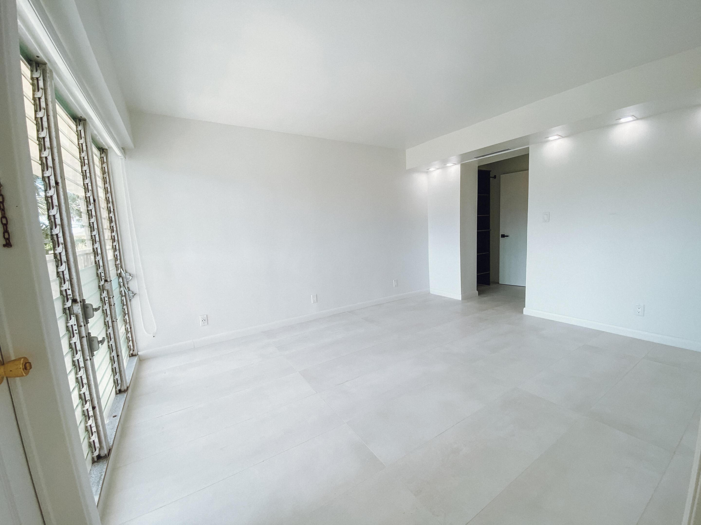 LIGHTHOUSE BAY CONDO - Residential Lease