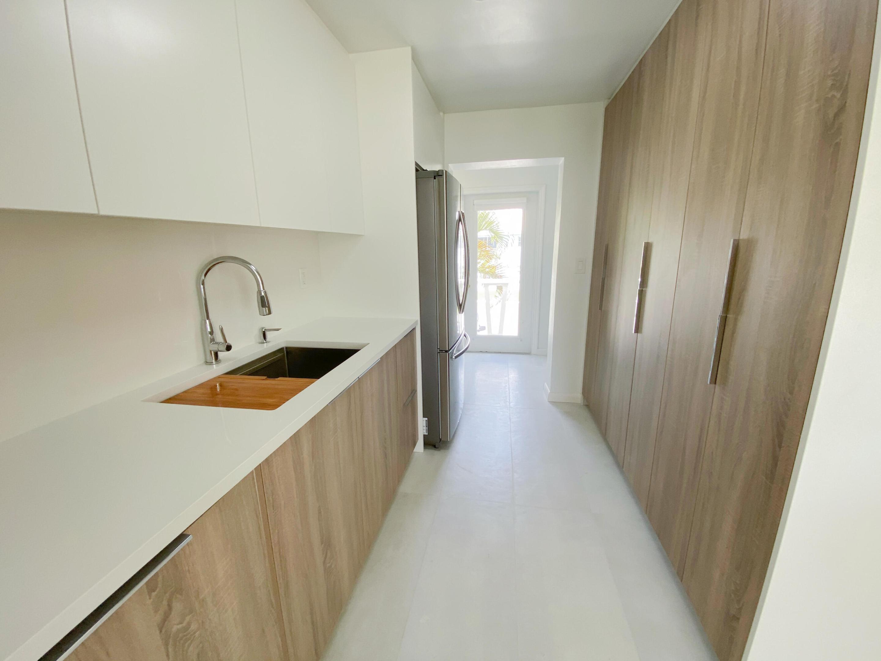 LIGHTHOUSE BAY CONDO - Residential Lease
