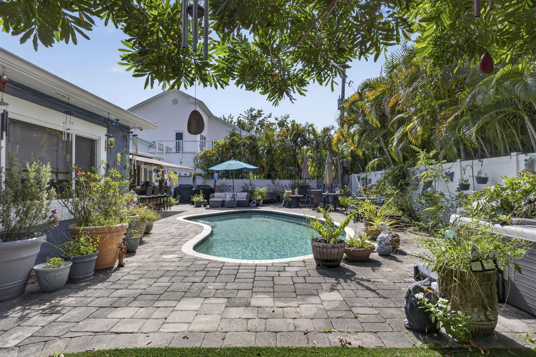 LEWIS SHORE ESTATES LA VISTA ADDN 1 - Residential