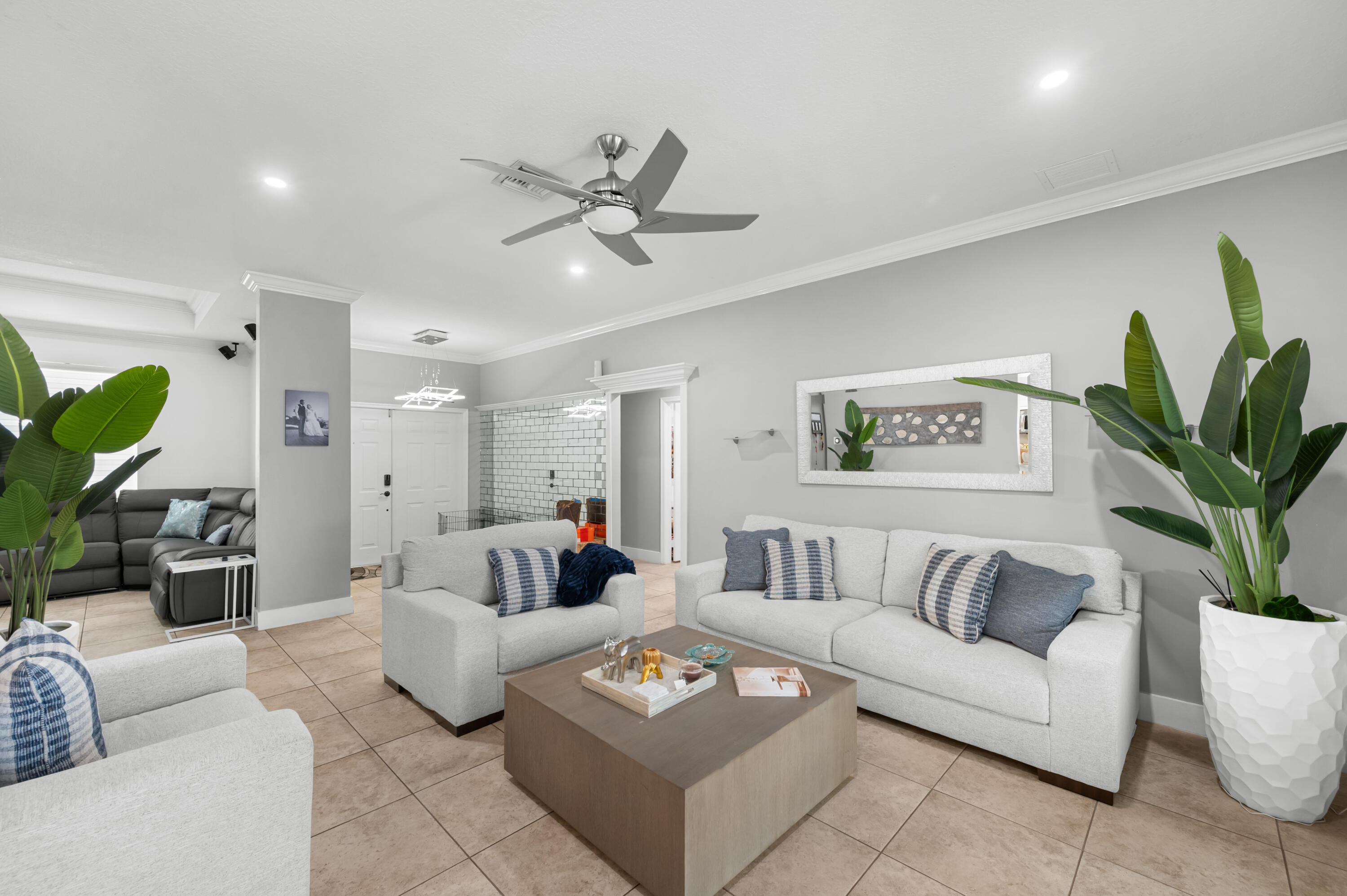 POINCIANA GARDENS - Residential