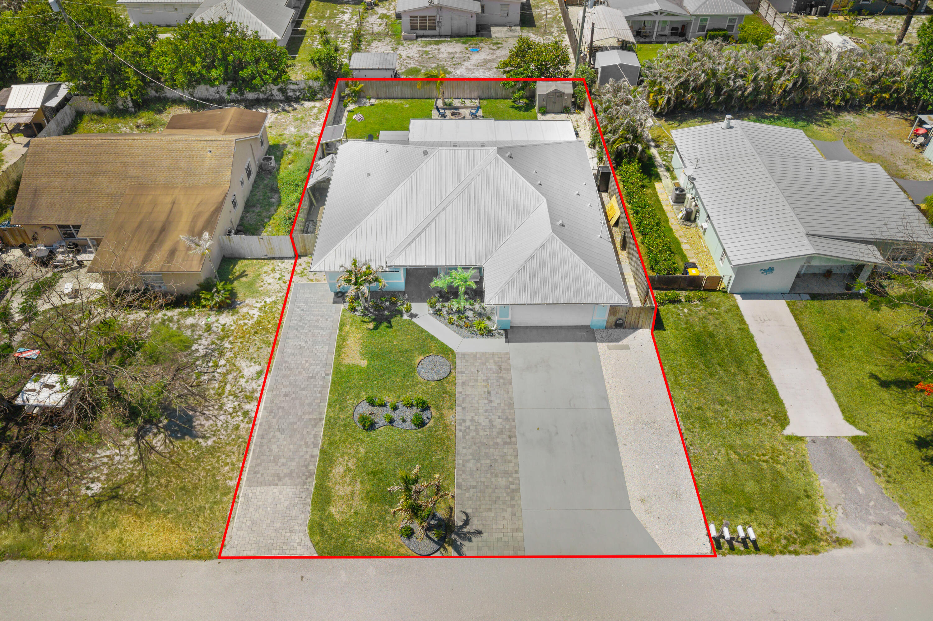 POINCIANA GARDENS - Residential