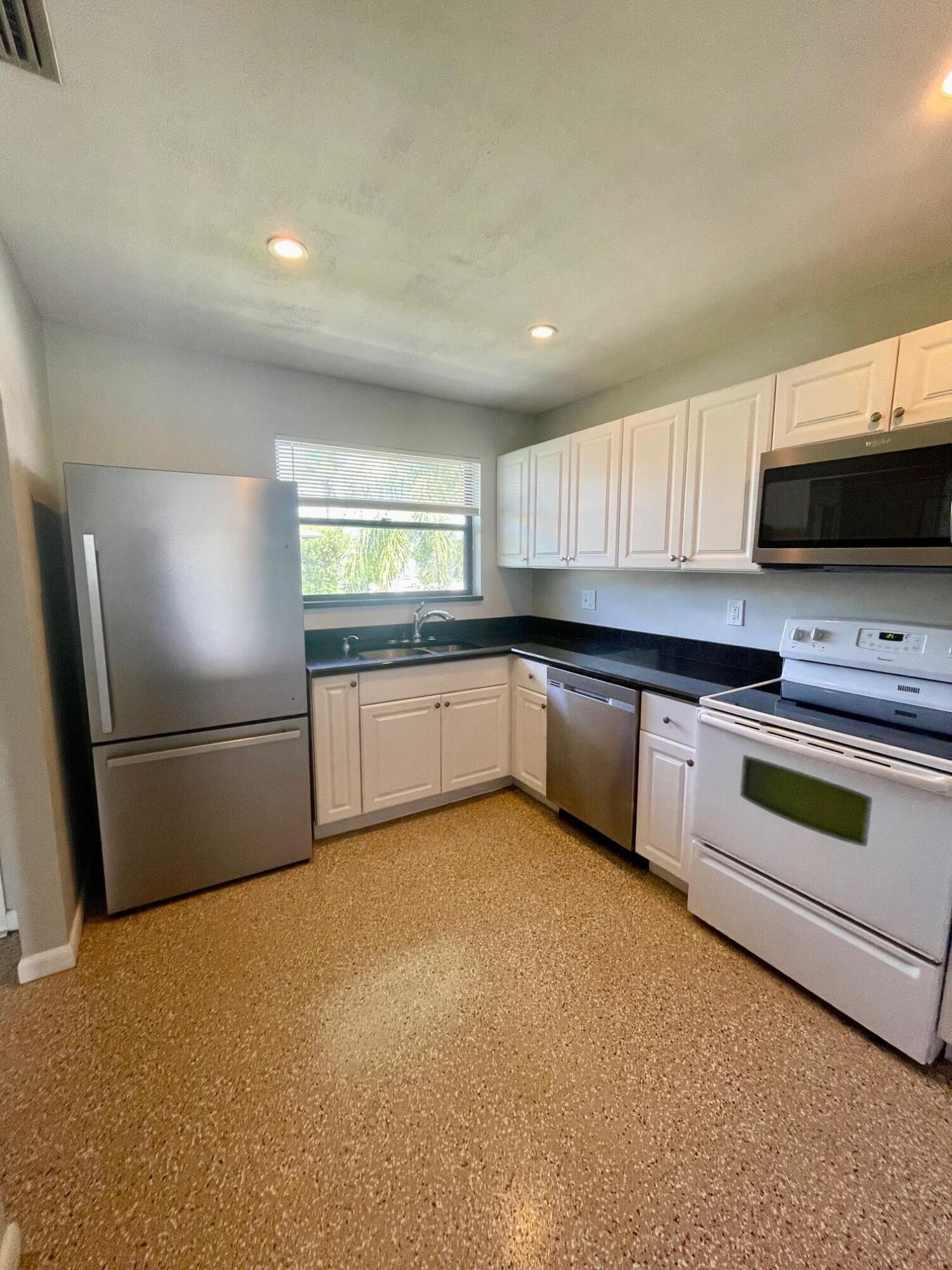 PARKVIEW CONDO - Residential Lease
