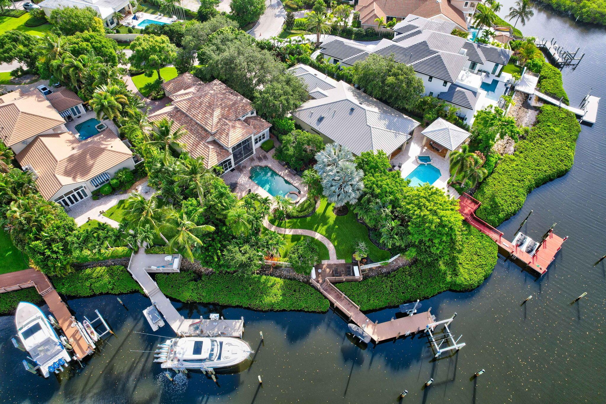 ADMIRALS COVE PAR A - Residential