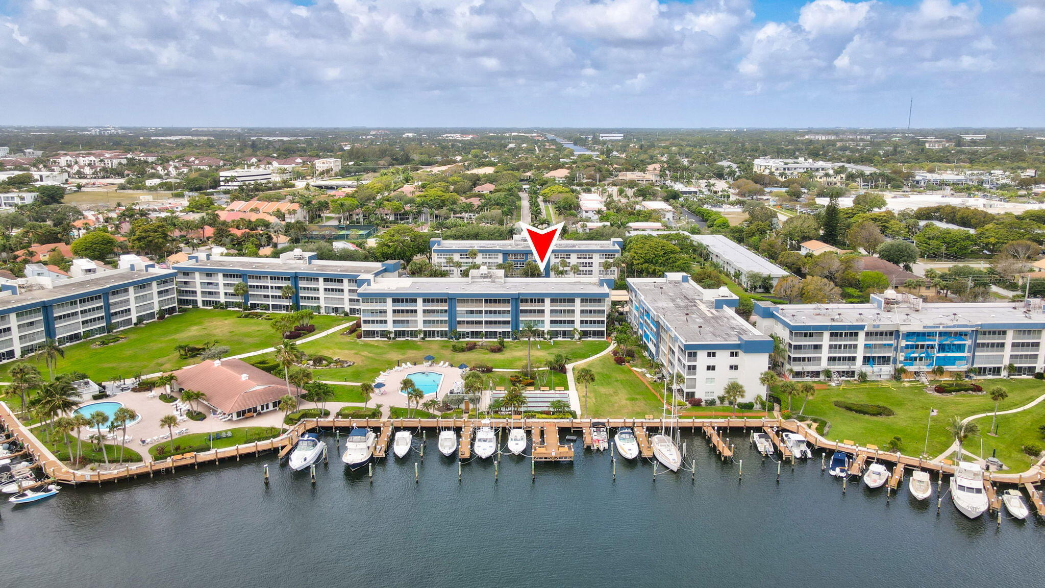 TROPIC HARBOR CONDO PART SEVEN - Residential