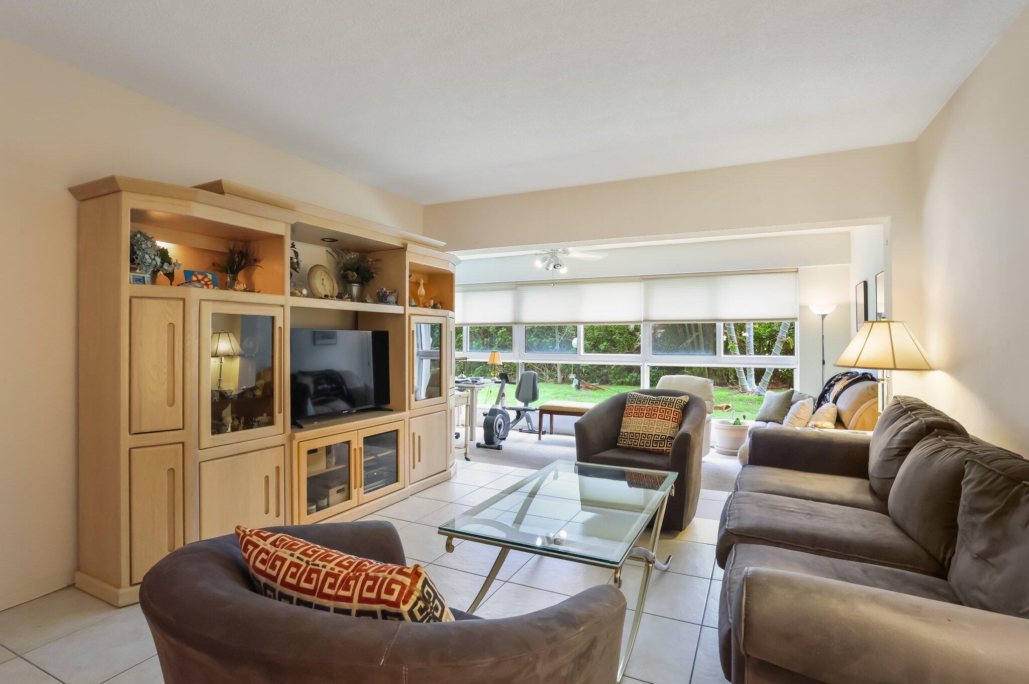 TROPIC HARBOR CONDO PART SEVEN - Residential