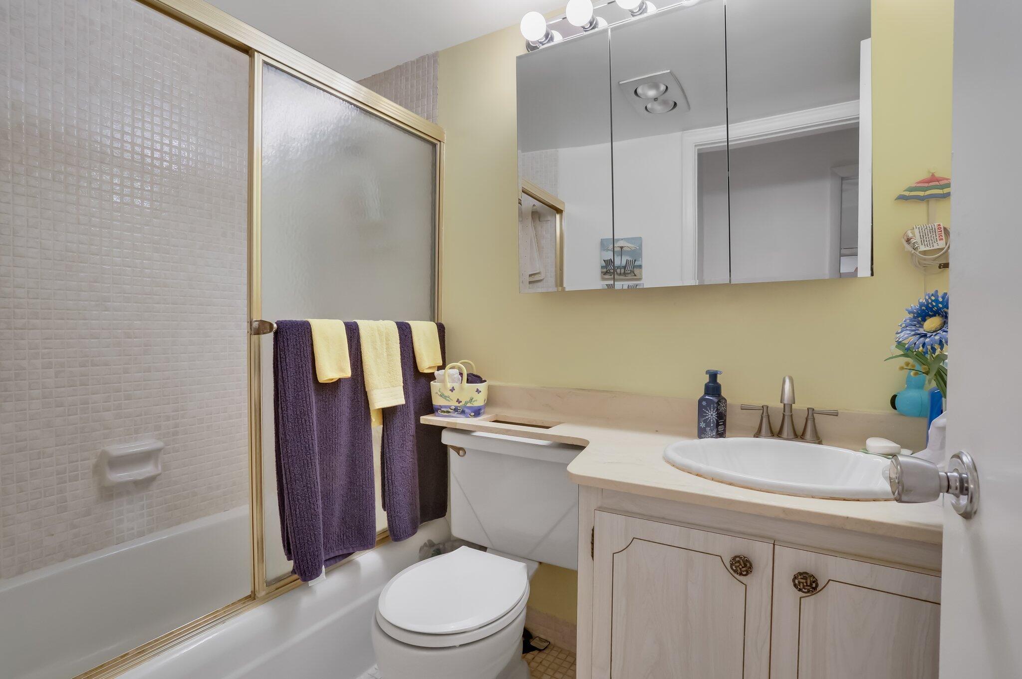 TROPIC HARBOR CONDO PART SEVEN - Residential