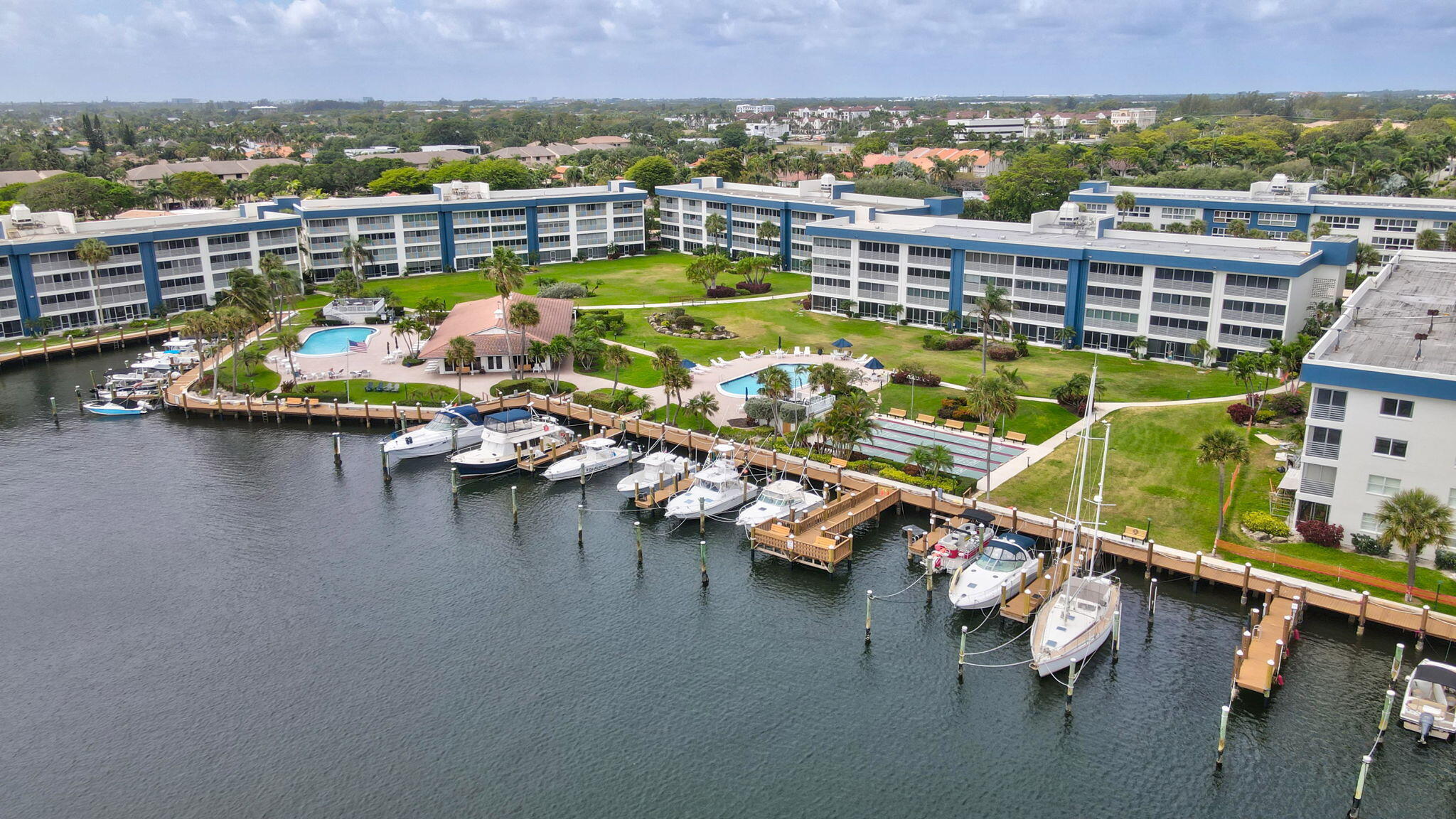 TROPIC HARBOR CONDO PART SEVEN - Residential