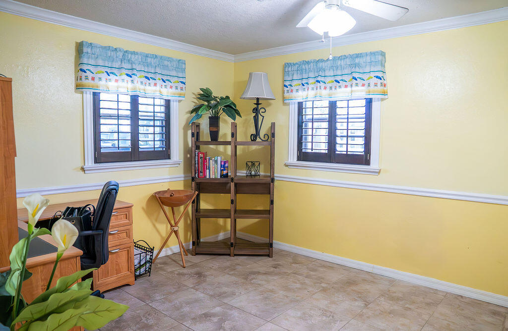 LEILANI HEIGHTS - Residential