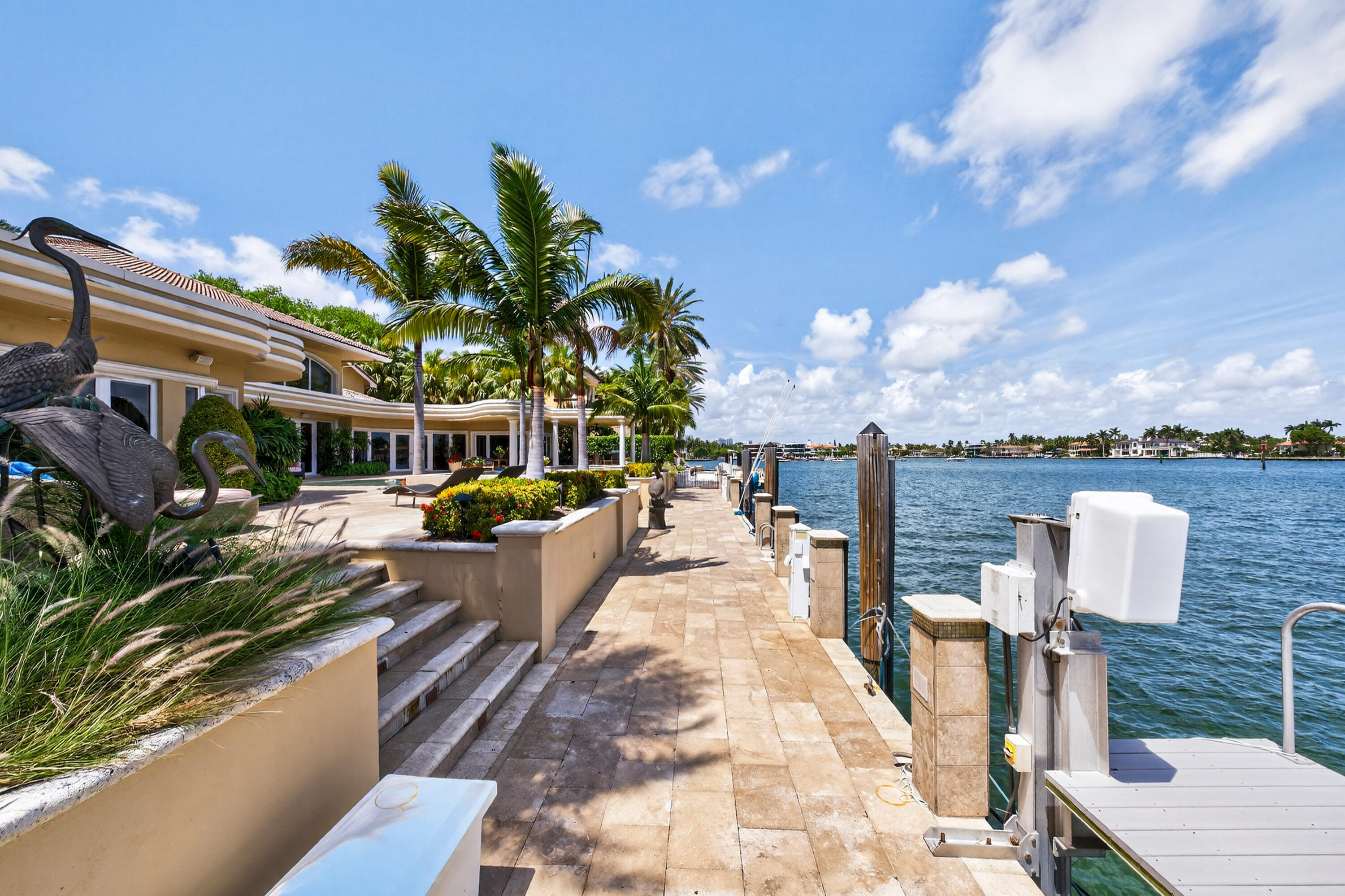 HARBOR BEACH - Residential