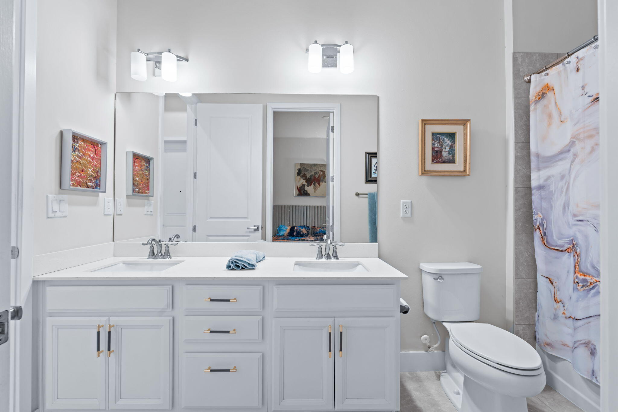 MCJUNKIN FARMS PLAT - Residential