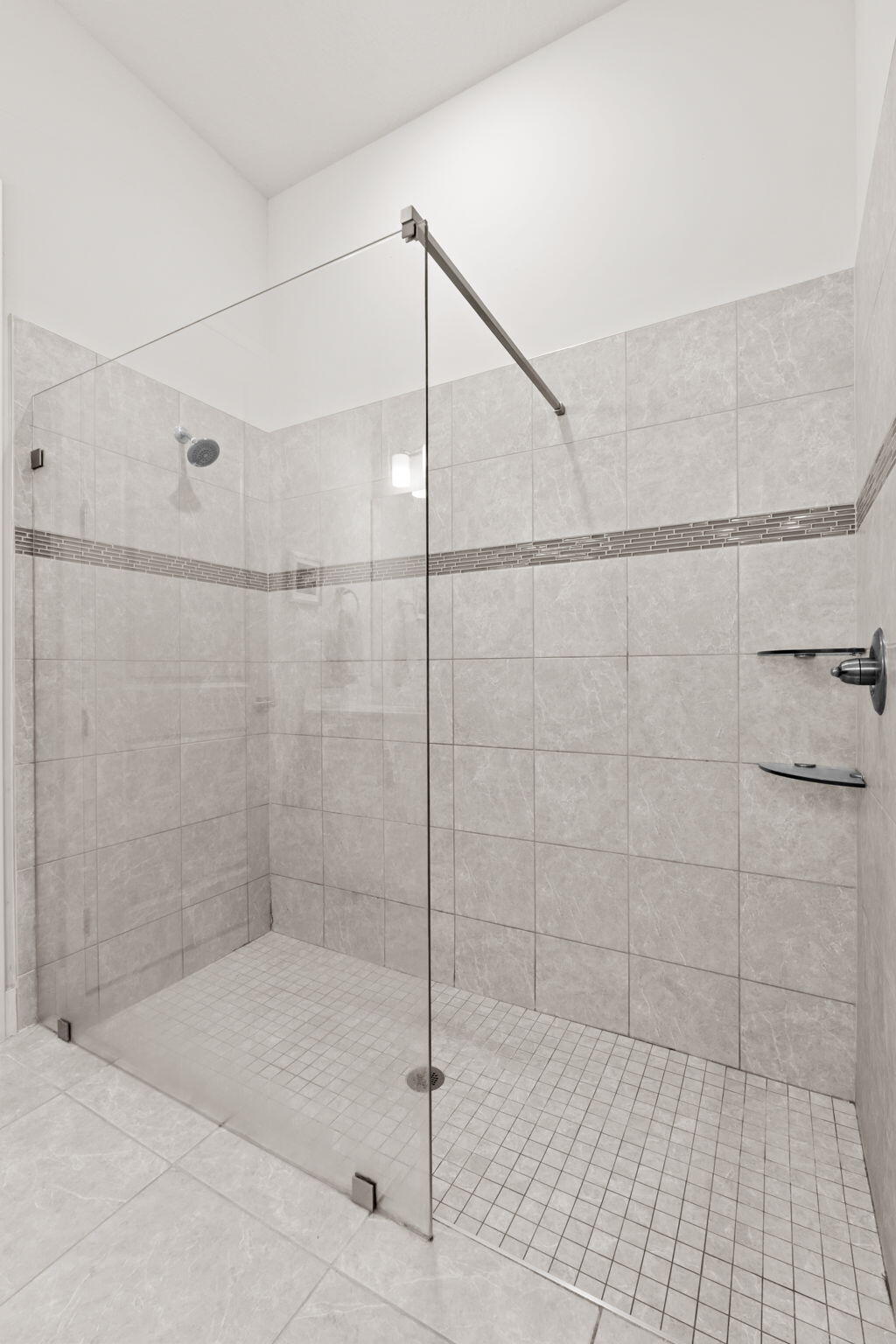 MCJUNKIN FARMS PLAT - Residential