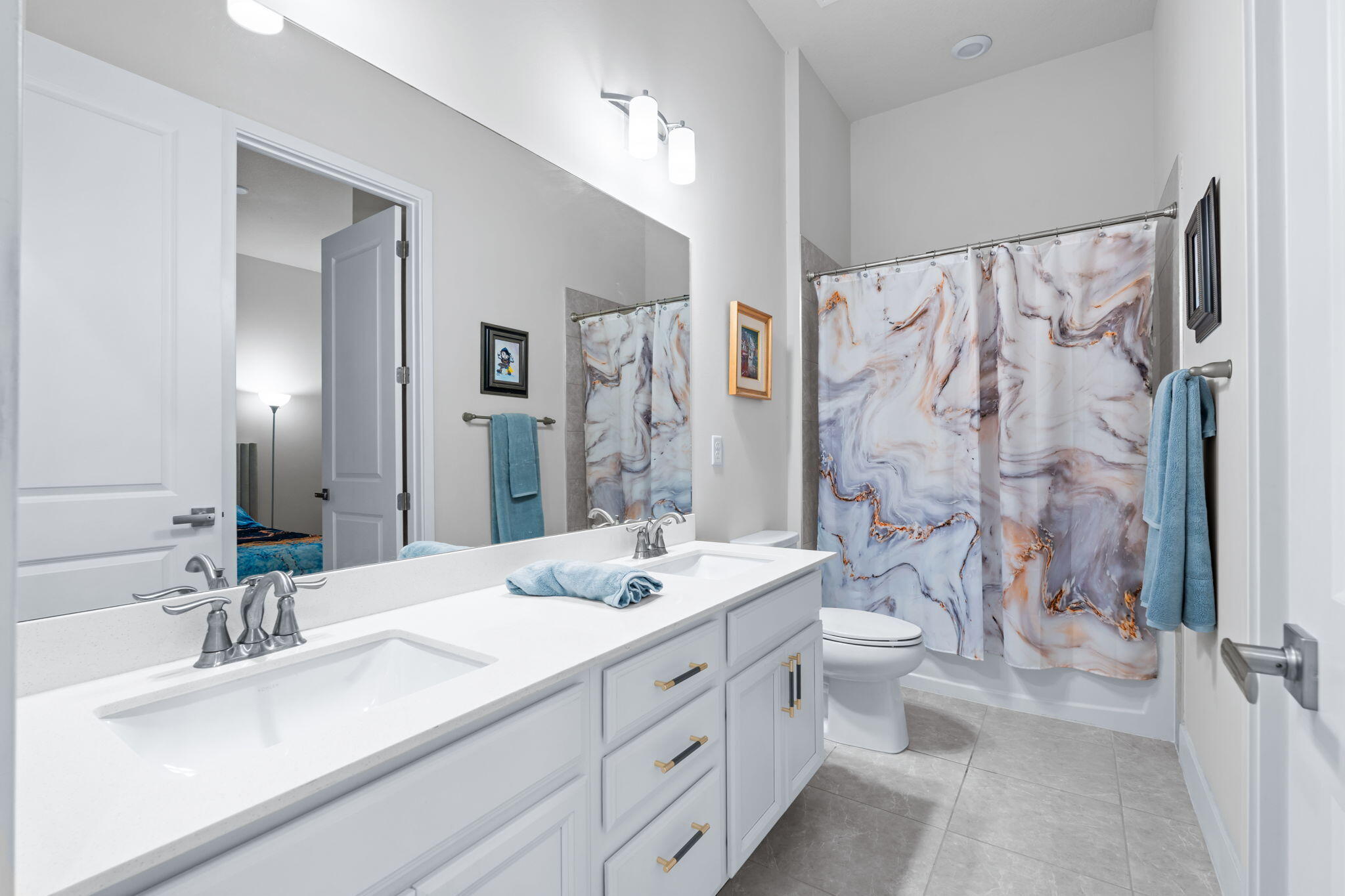 MCJUNKIN FARMS PLAT - Residential