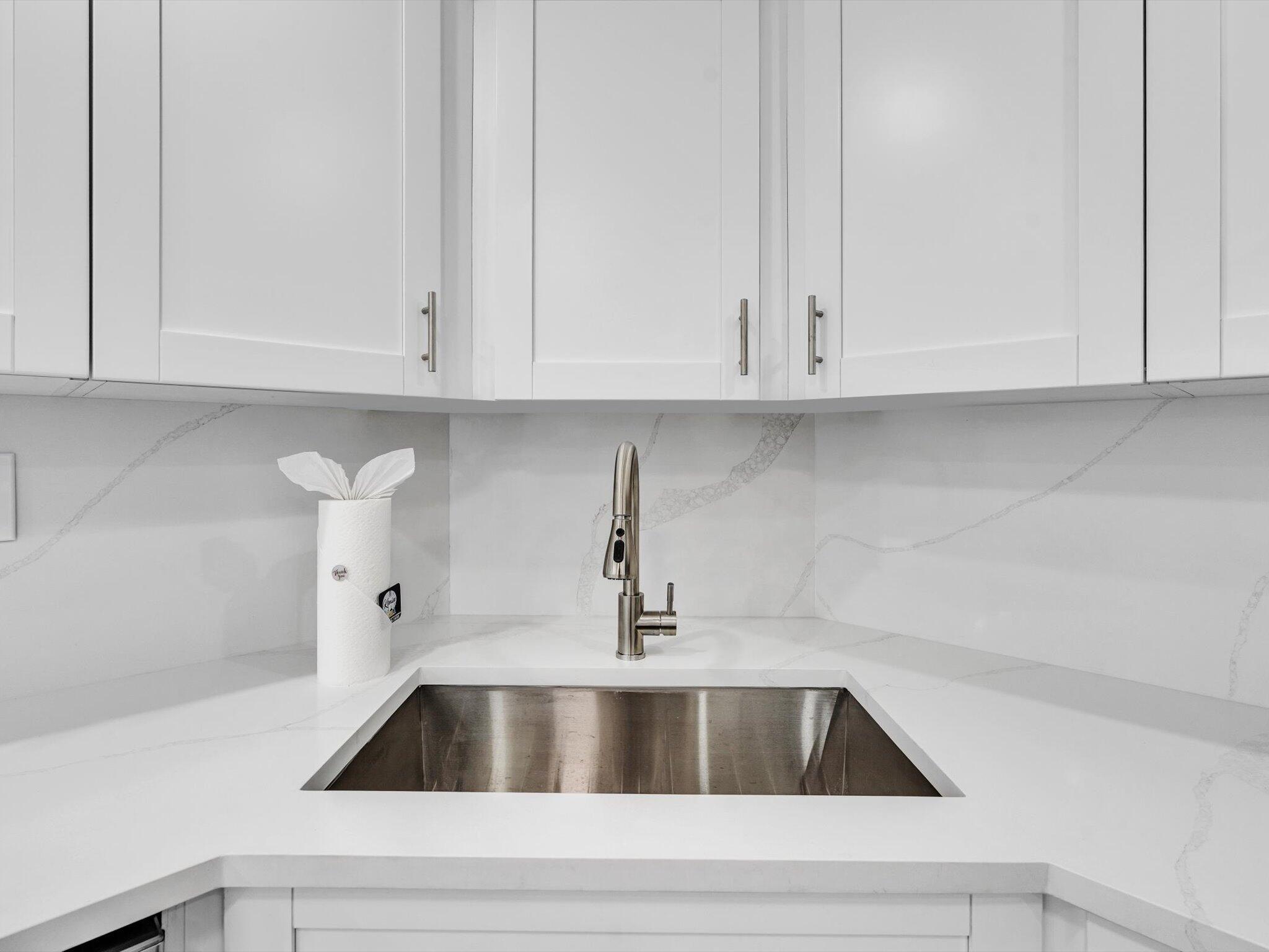 CORAL RIDGE TOWERS NORTH CO-OP - Residential