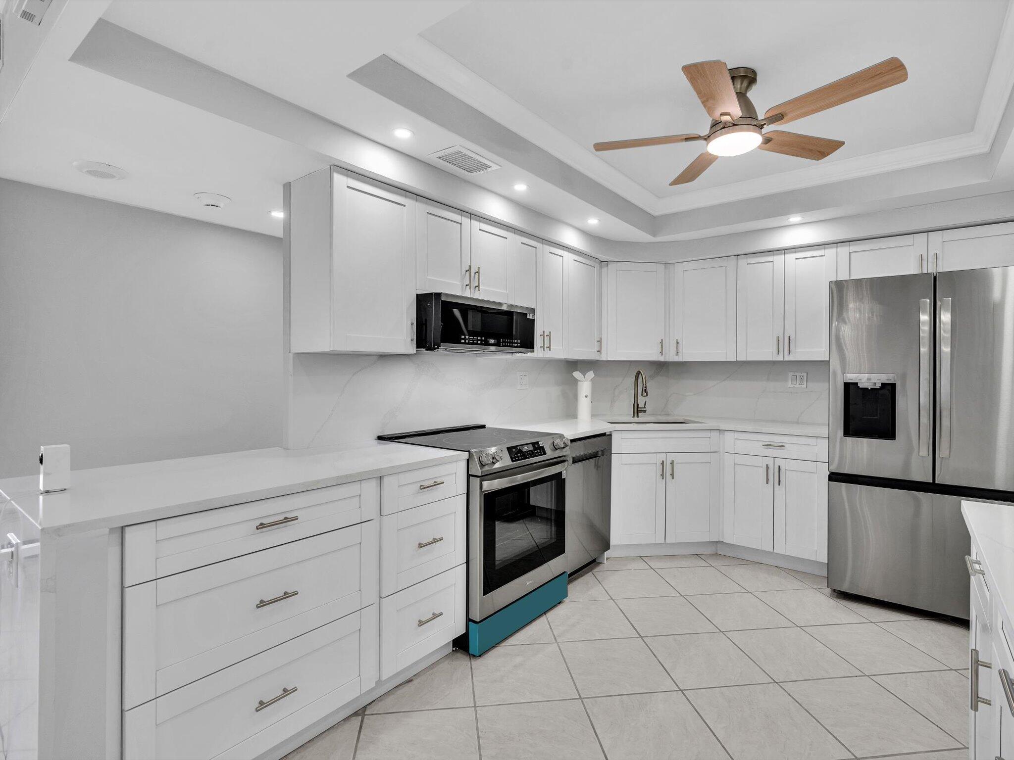 CORAL RIDGE TOWERS NORTH CO-OP - Residential