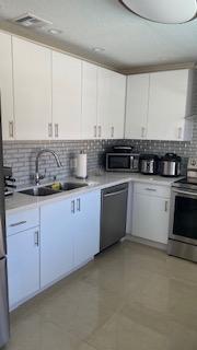Cresthaven 5 40-4 B - Residential