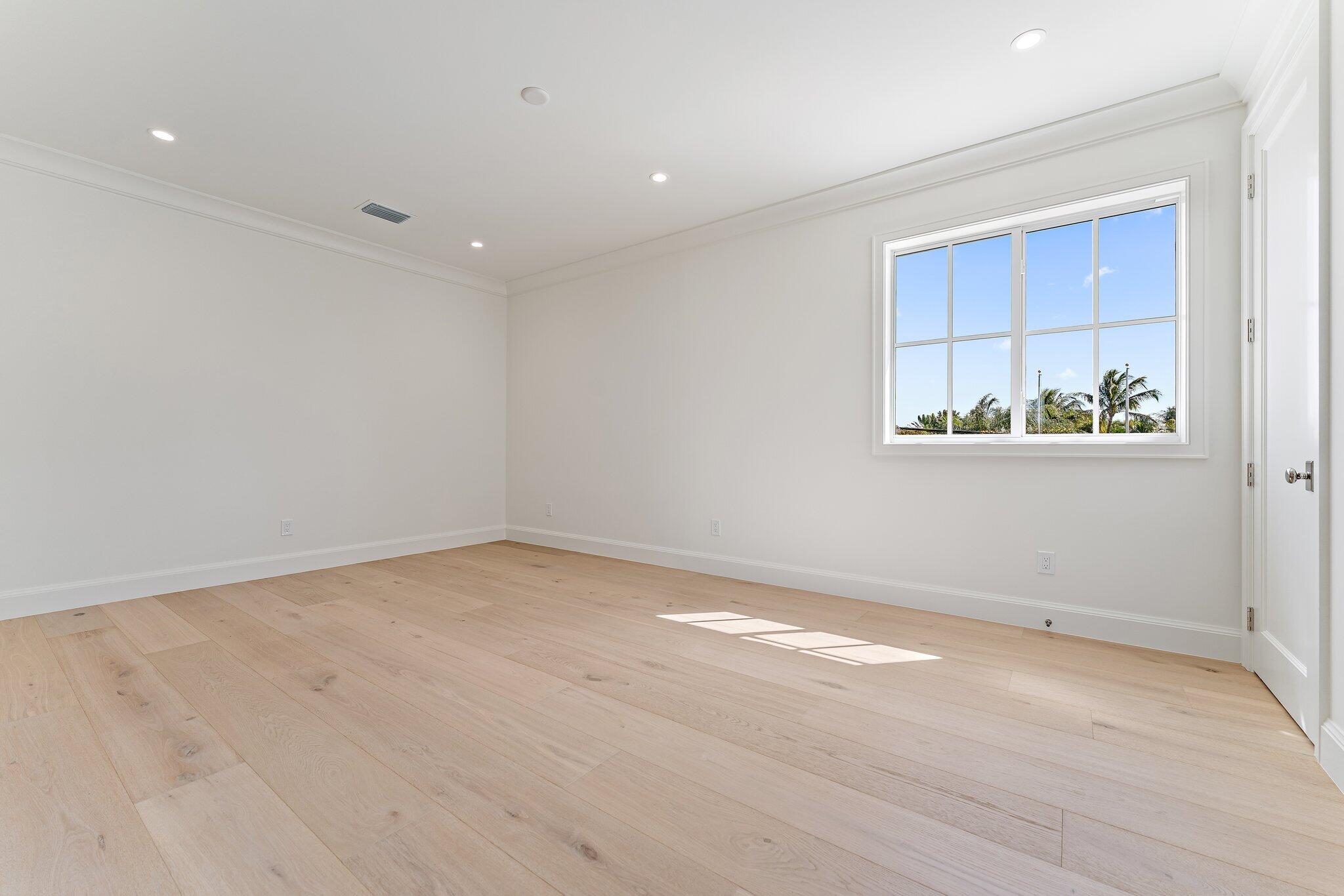 LITTLE RANCHES - Residential