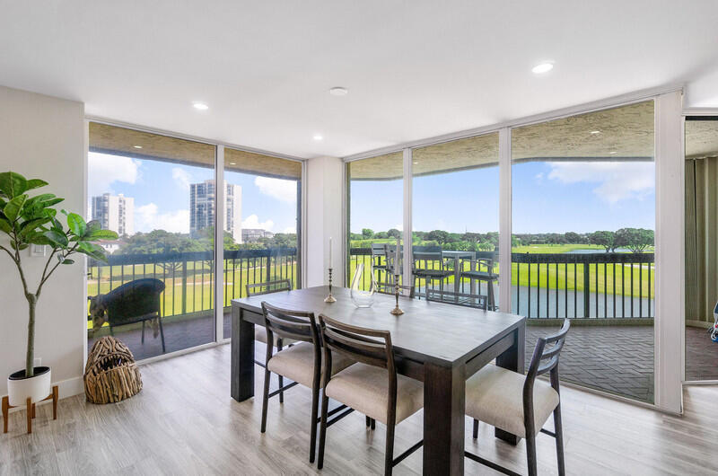 LANDS OF THE PRESIDENT/CONSULATE CONDO - Residential