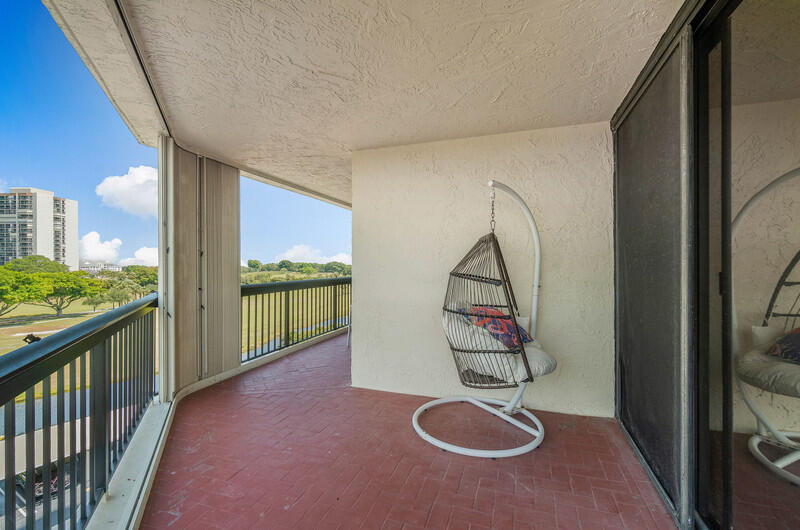 LANDS OF THE PRESIDENT/CONSULATE CONDO - Residential