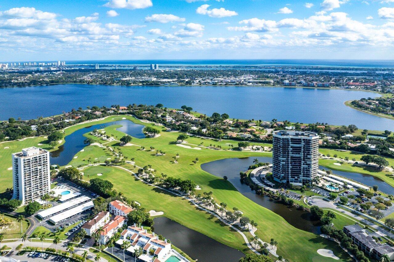 LANDS OF THE PRESIDENT/CONSULATE CONDO - Residential