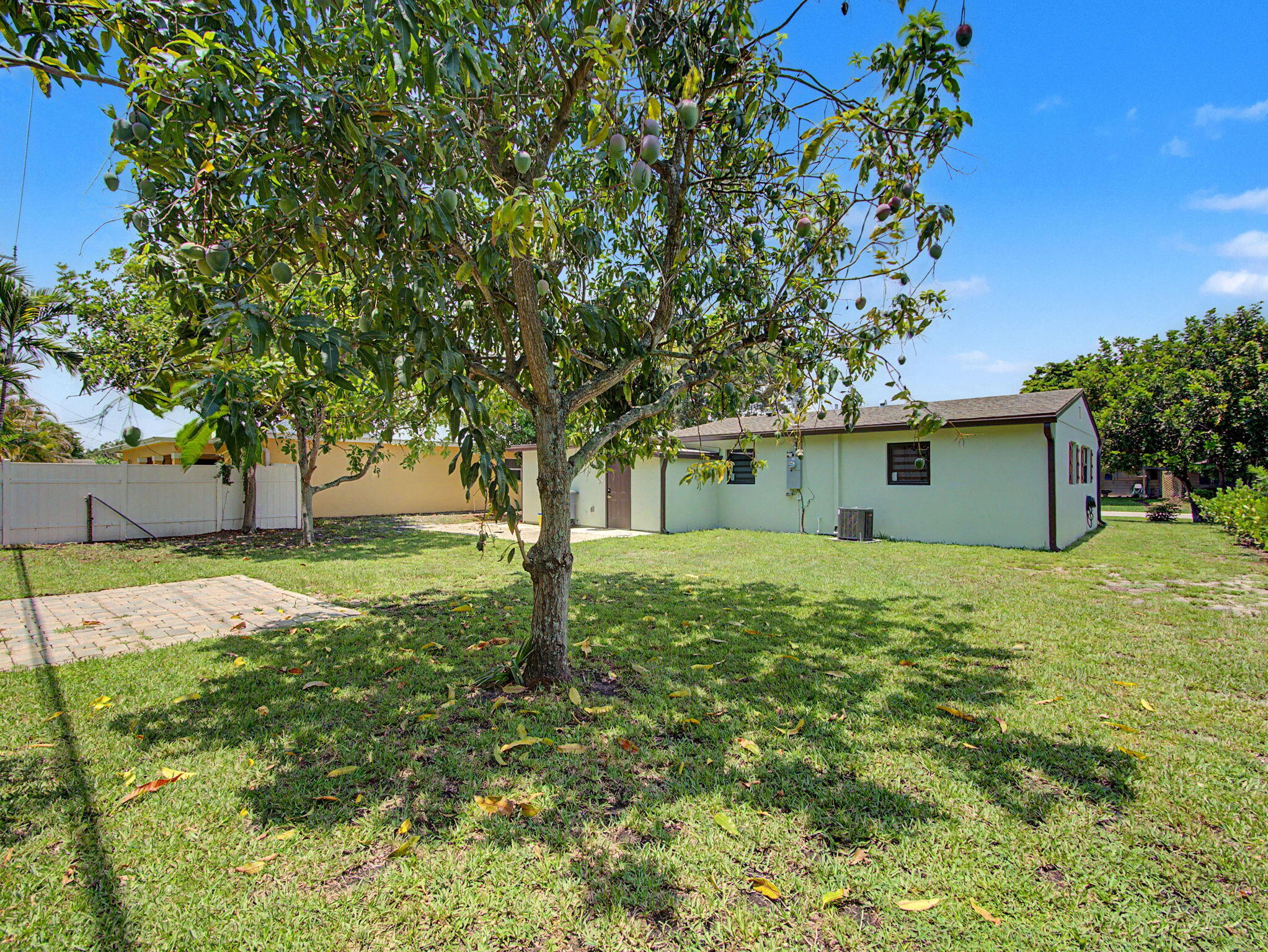 PALM BEACH SQUARE UNIT 1 - Residential