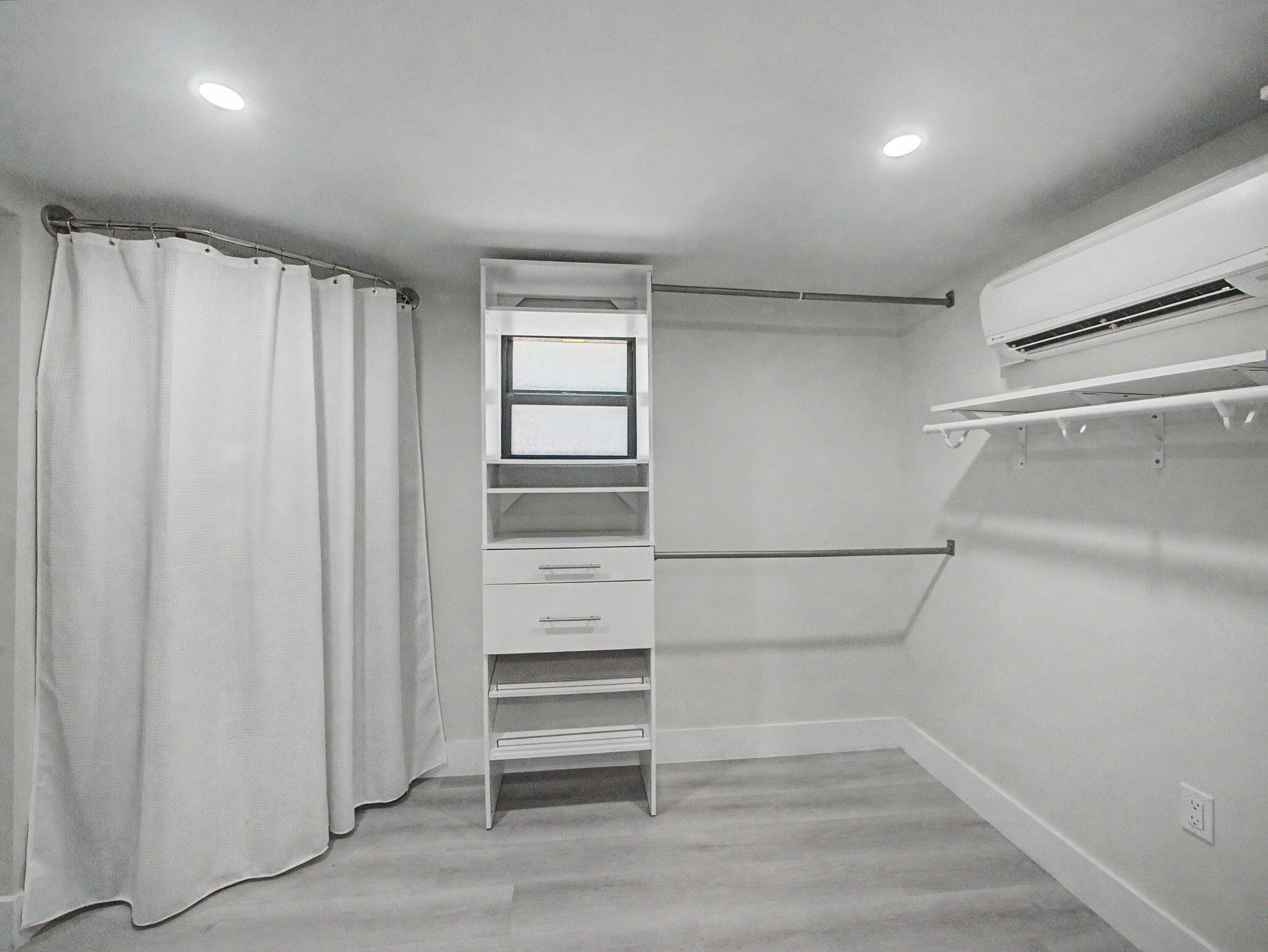 PALM BEACH SQUARE UNIT 1 - Residential