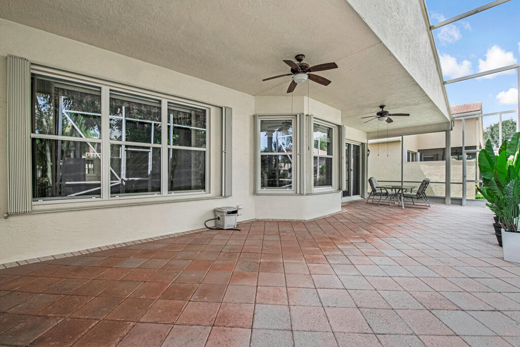 VALENCIA SHORES - Residential