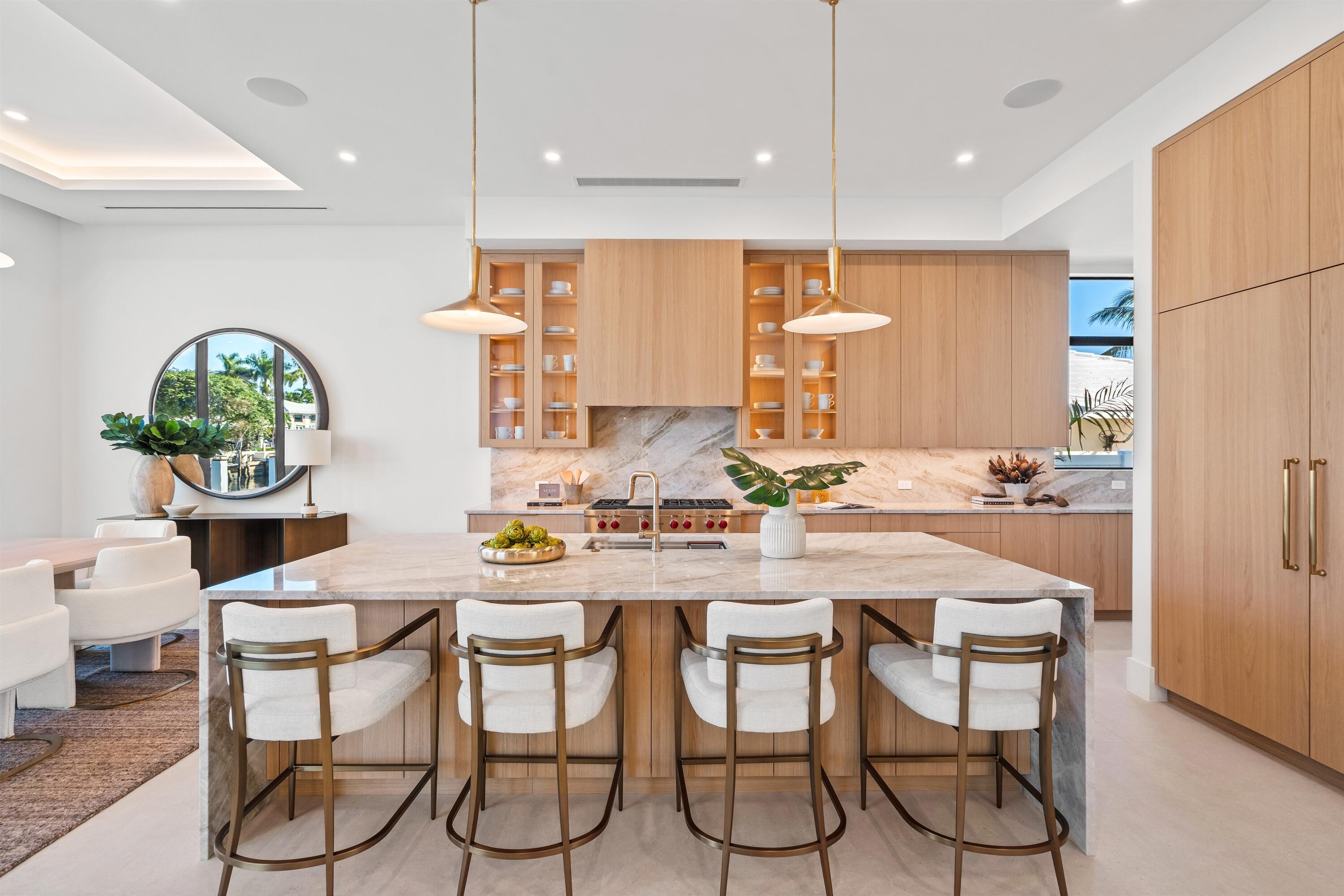 TROPIC ISLE - Residential