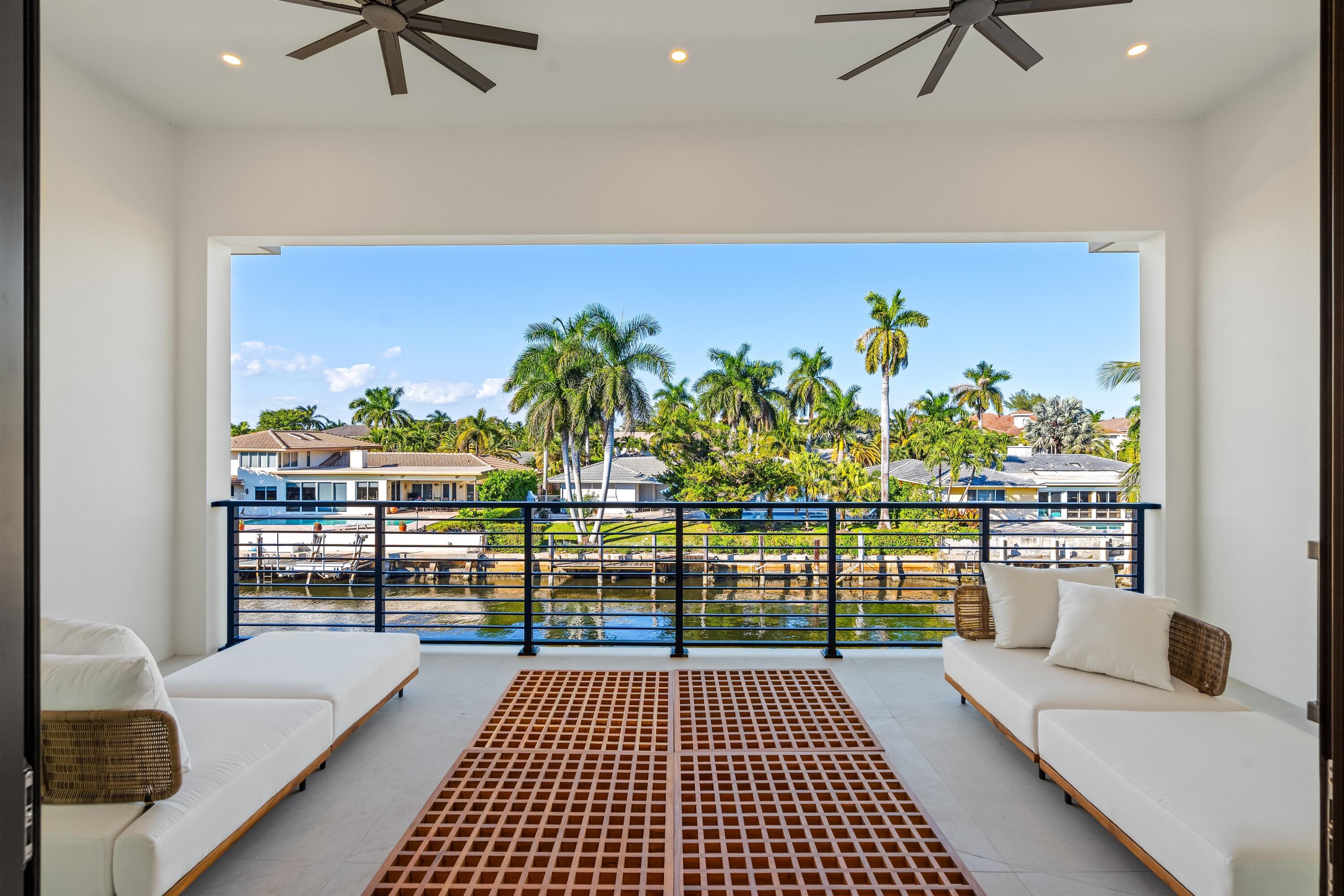TROPIC ISLE - Residential