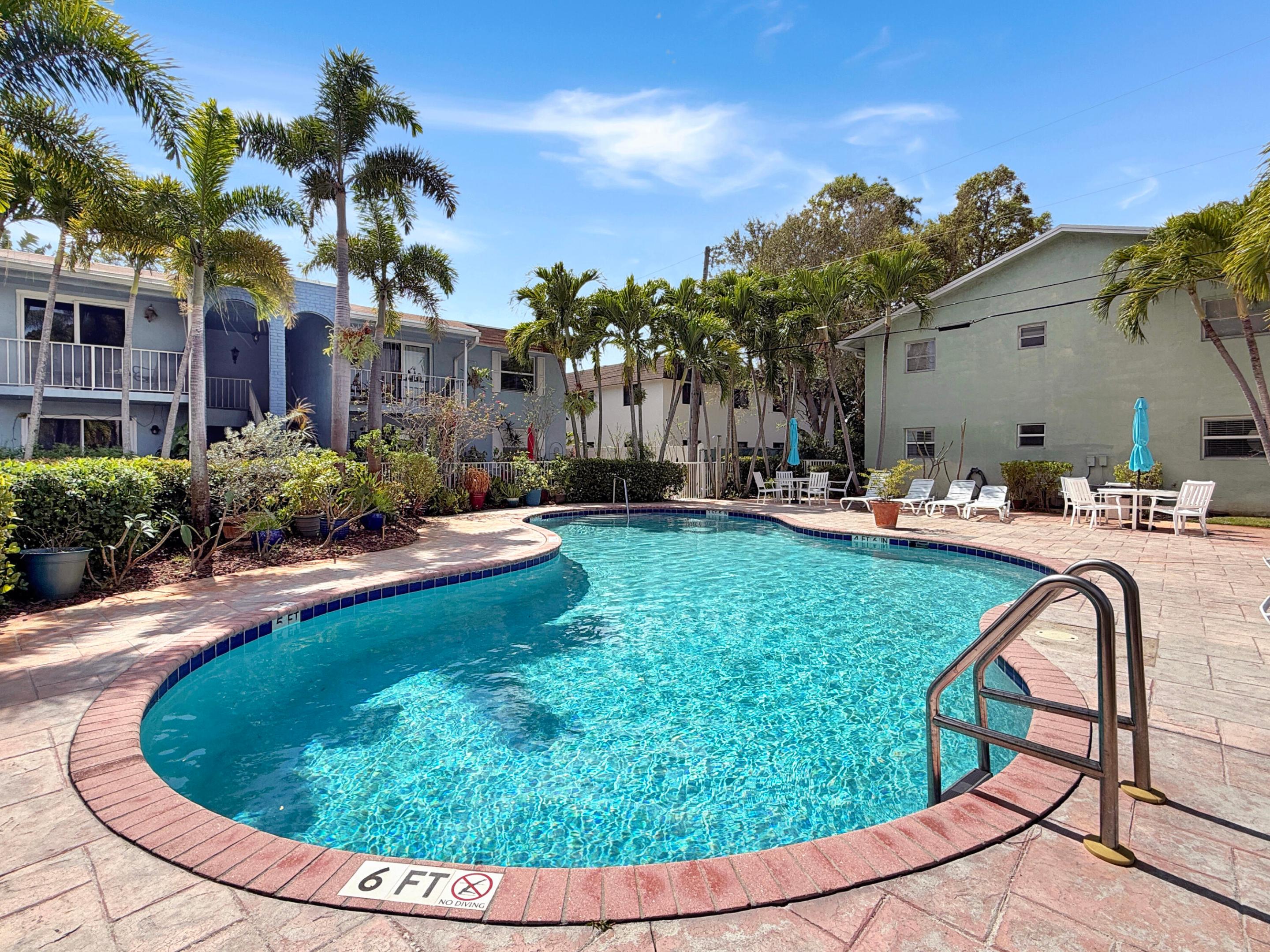 WILTON VILLAGE CONDO - Residential