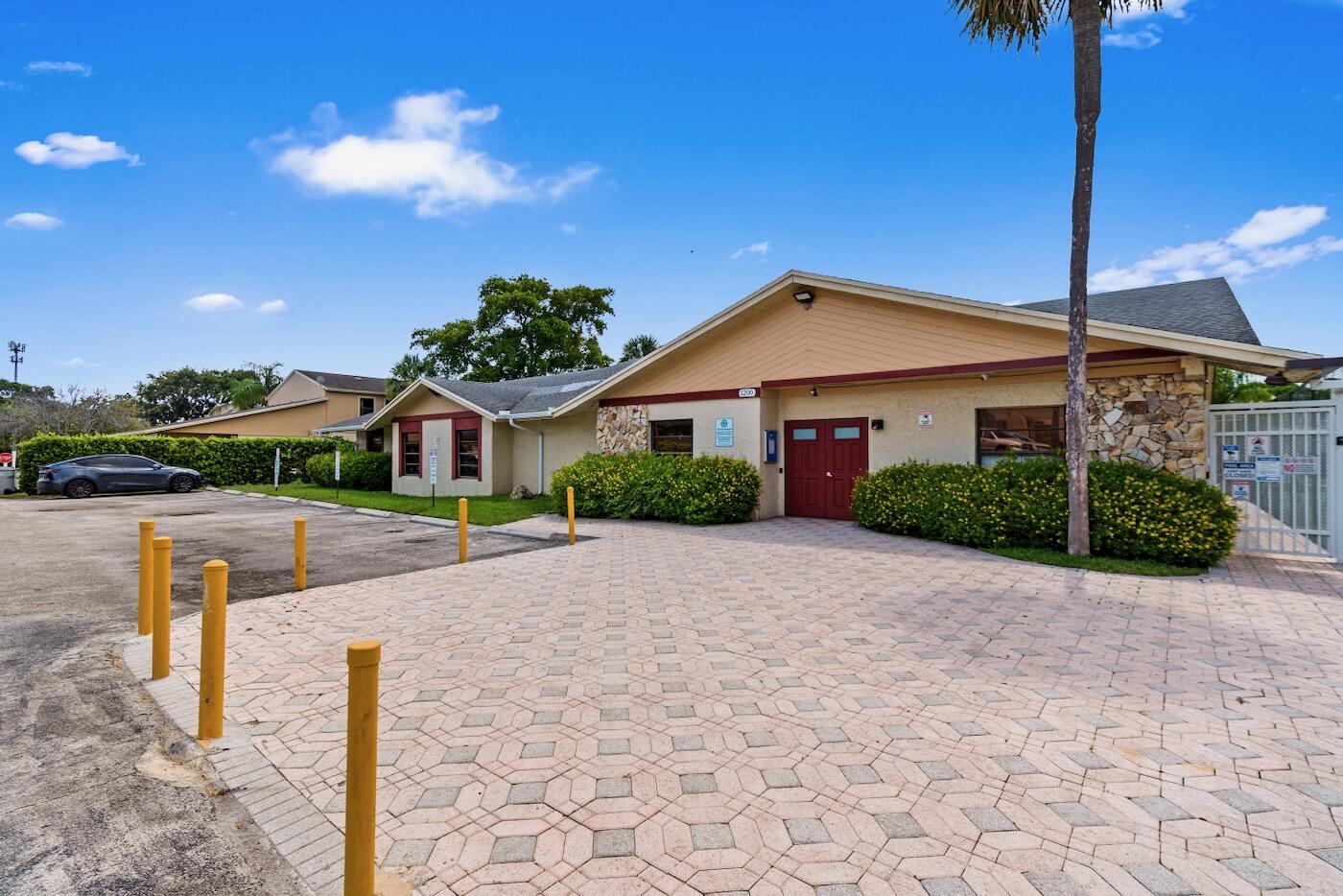 VILLAGE AT BLUE LAKE CONDO - Residential
