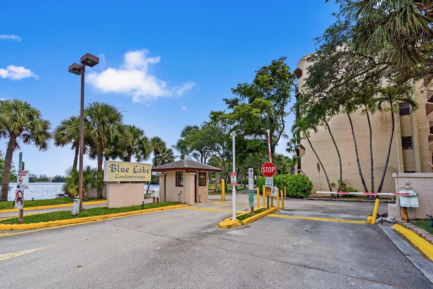 Investor Special - Pompano Beach! 2BR/2BA townhouse with 978 SF priced at just $110,000. Full rehab needed, making this the perfect value-add opportunity. Estimated ARV of approximately $260,000, offering excellent upside for investors, flippers, or cash buyers. Great layout and located in an established community with strong resale and rental demand. Don't miss one of the best-priced rehab opportunities in the area. Cash buyers preferred. Sold AS-IS.