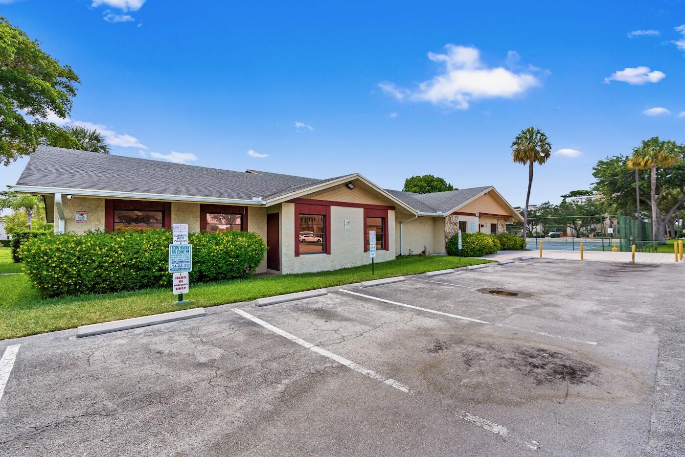 VILLAGE AT BLUE LAKE CONDO - Residential