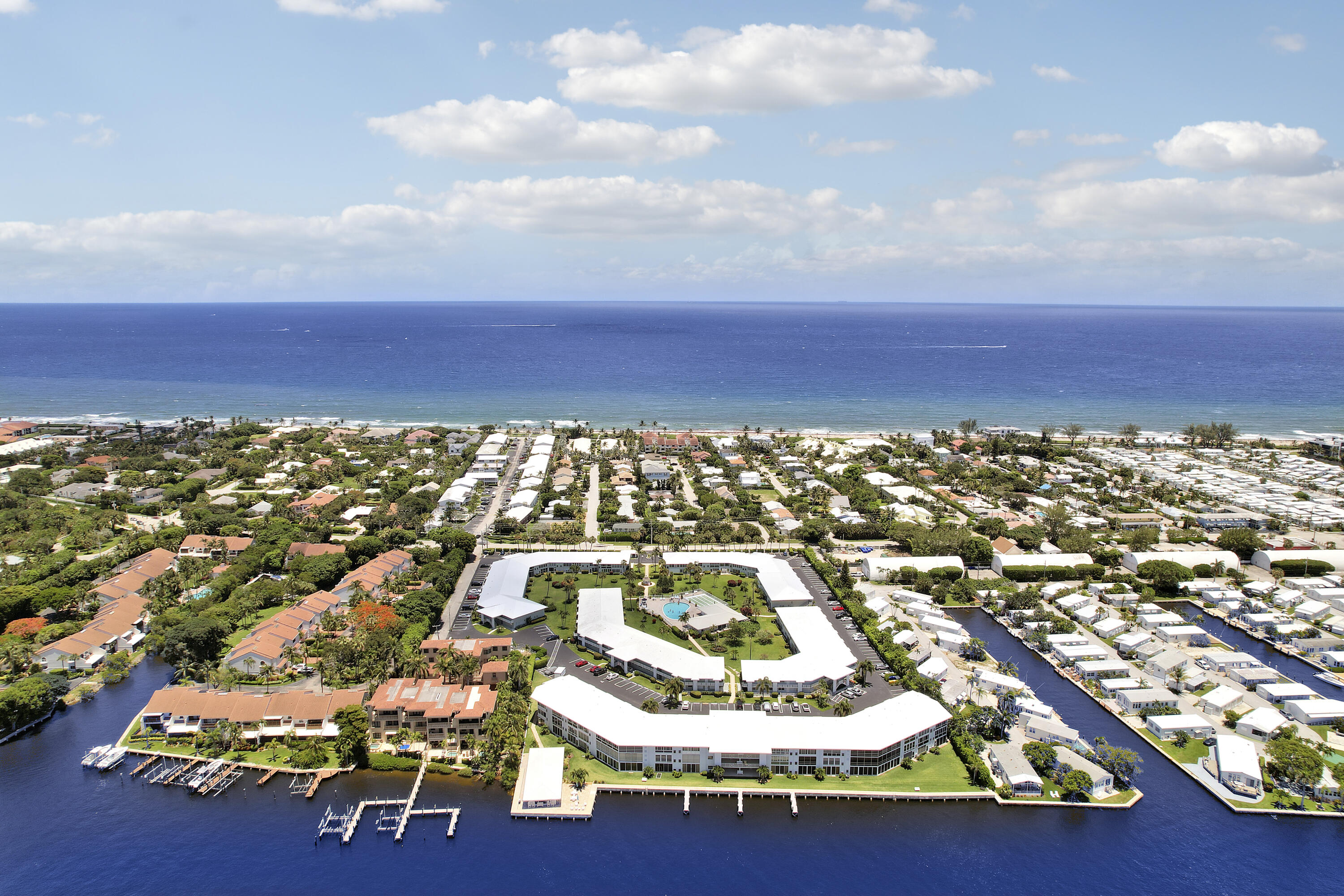 QUEENS COVE HOUSE CONDO - Residential
