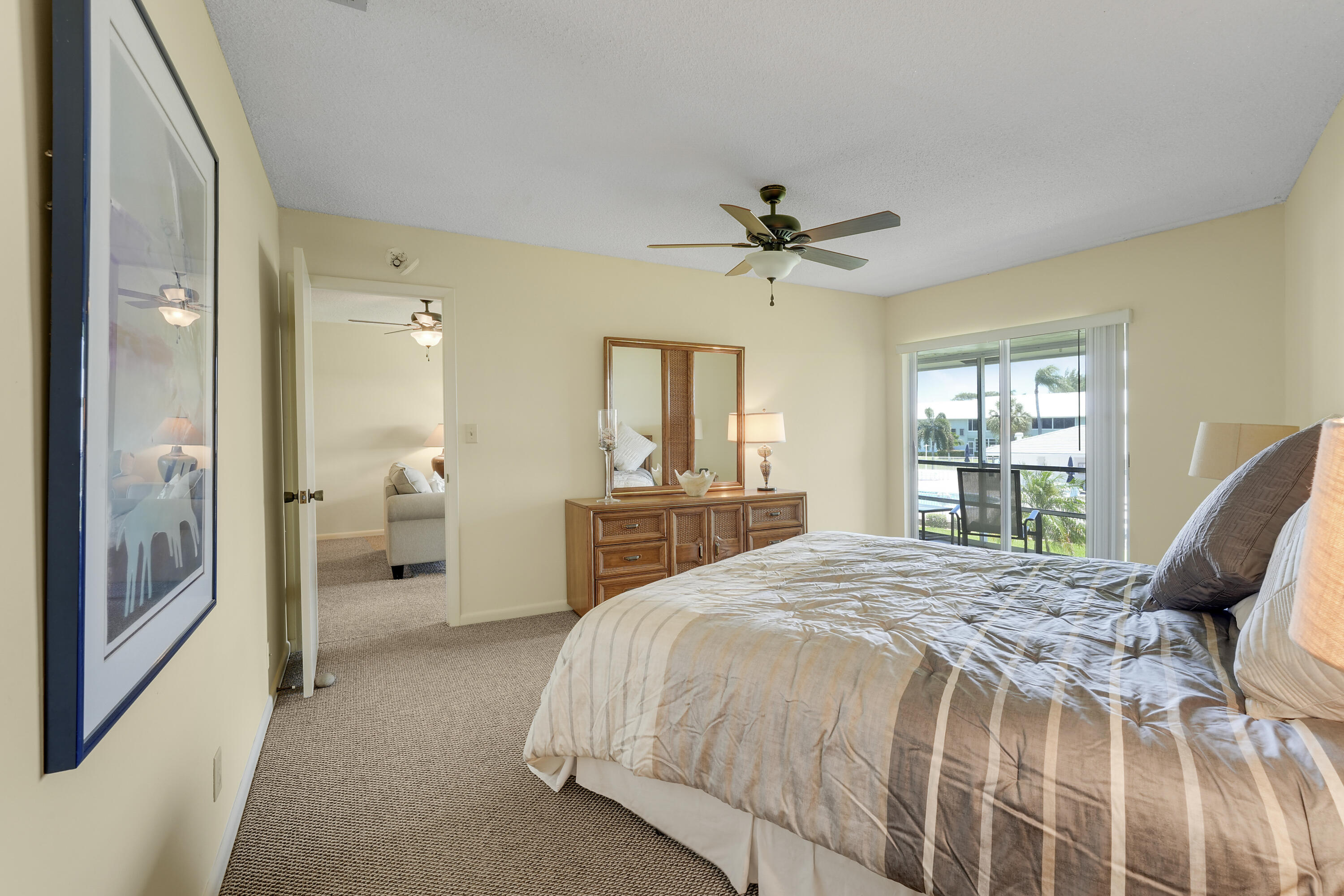 QUEENS COVE HOUSE CONDO - Residential