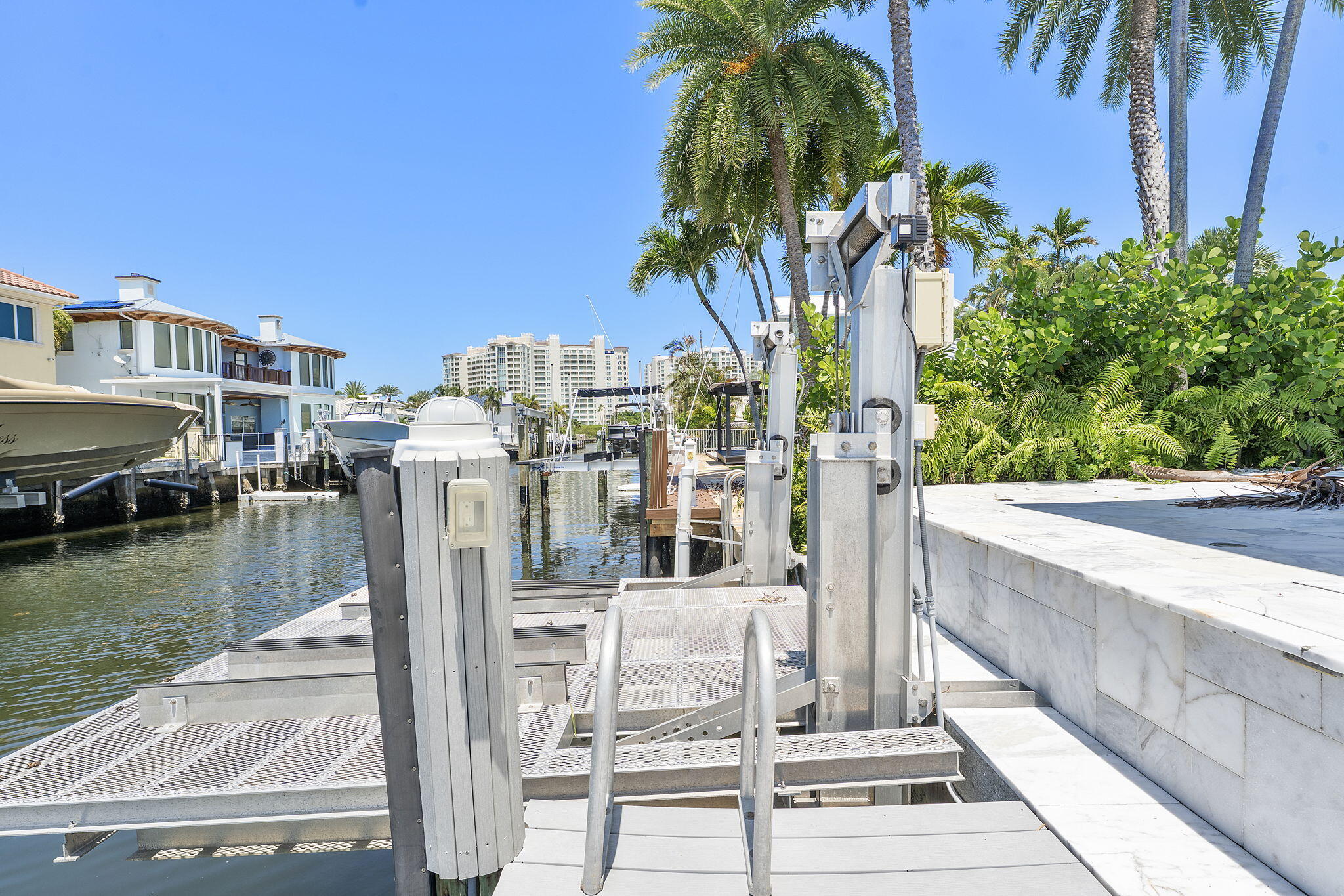 BEL MARRA - Residential Lease