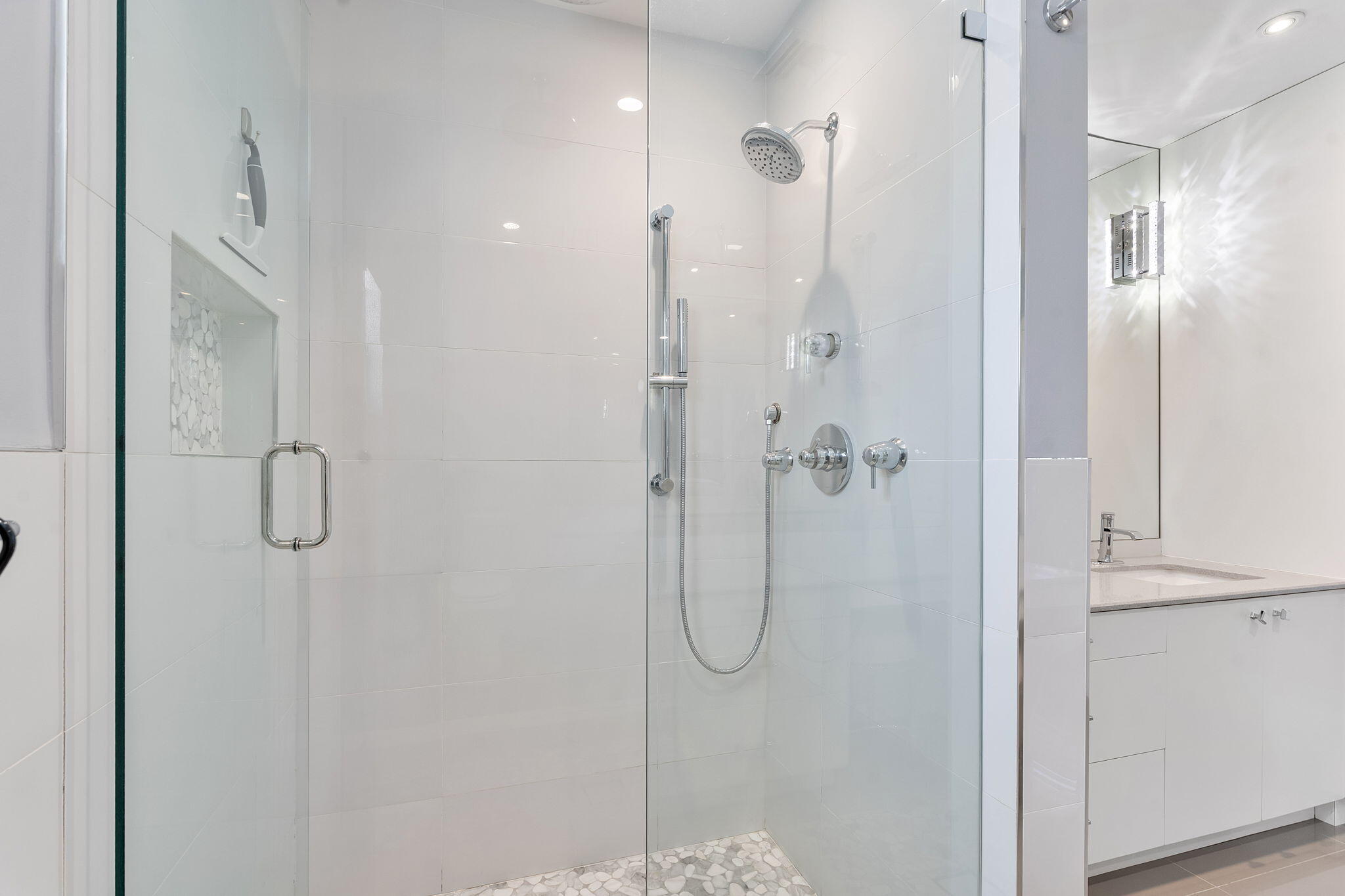 BEL MARRA - Residential Lease