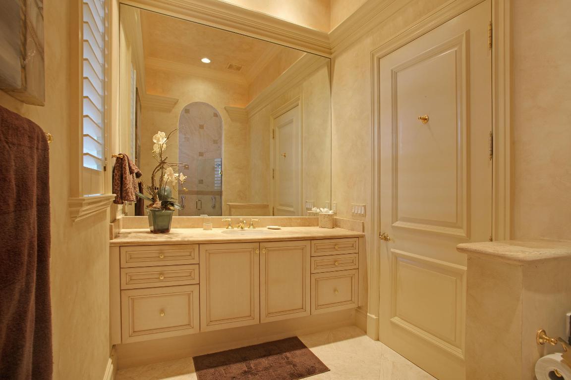 GULFSTREAM COVE - Residential