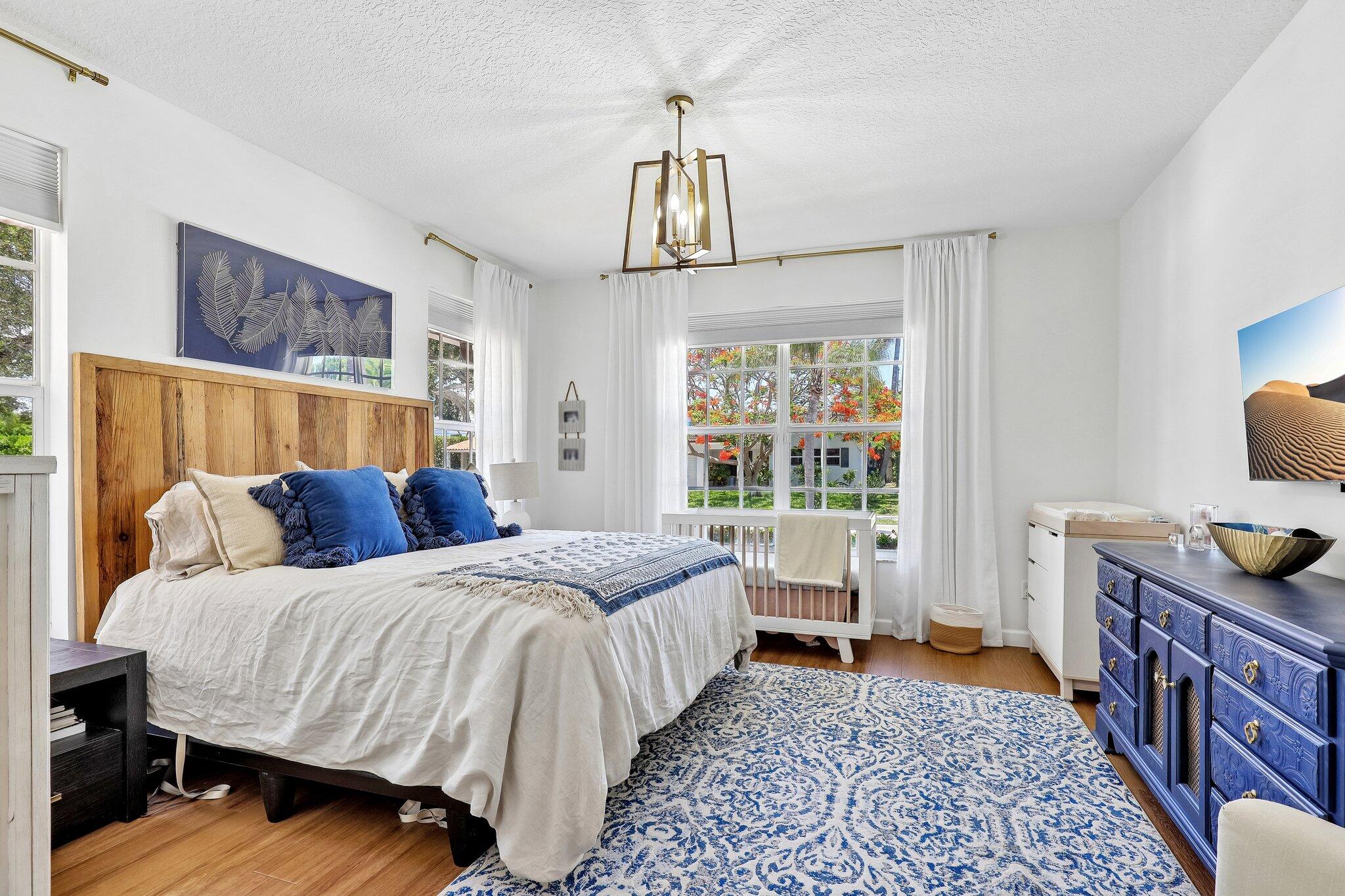 NORTH LAKE WORTH - Residential