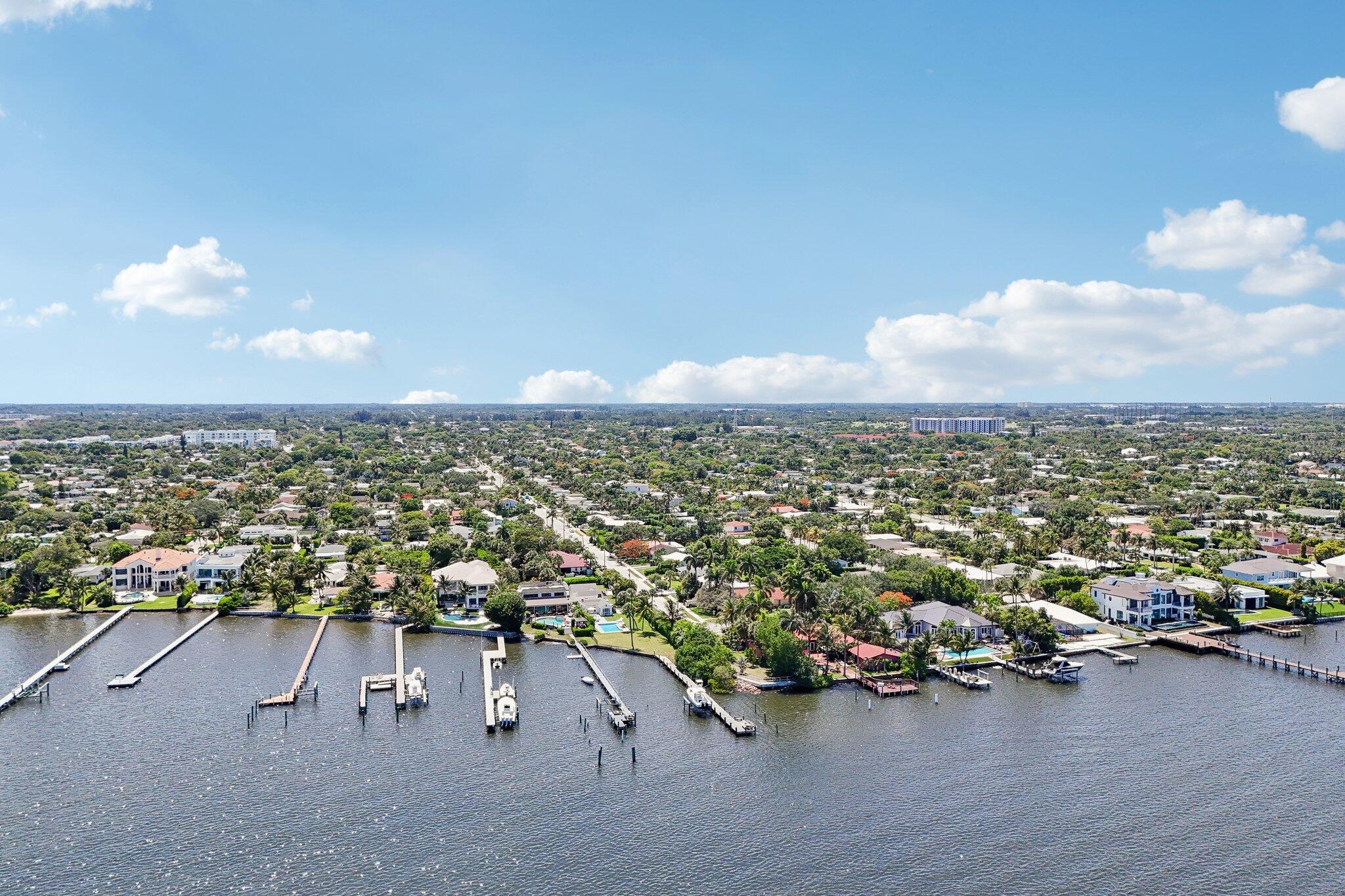NORTH LAKE WORTH - Residential