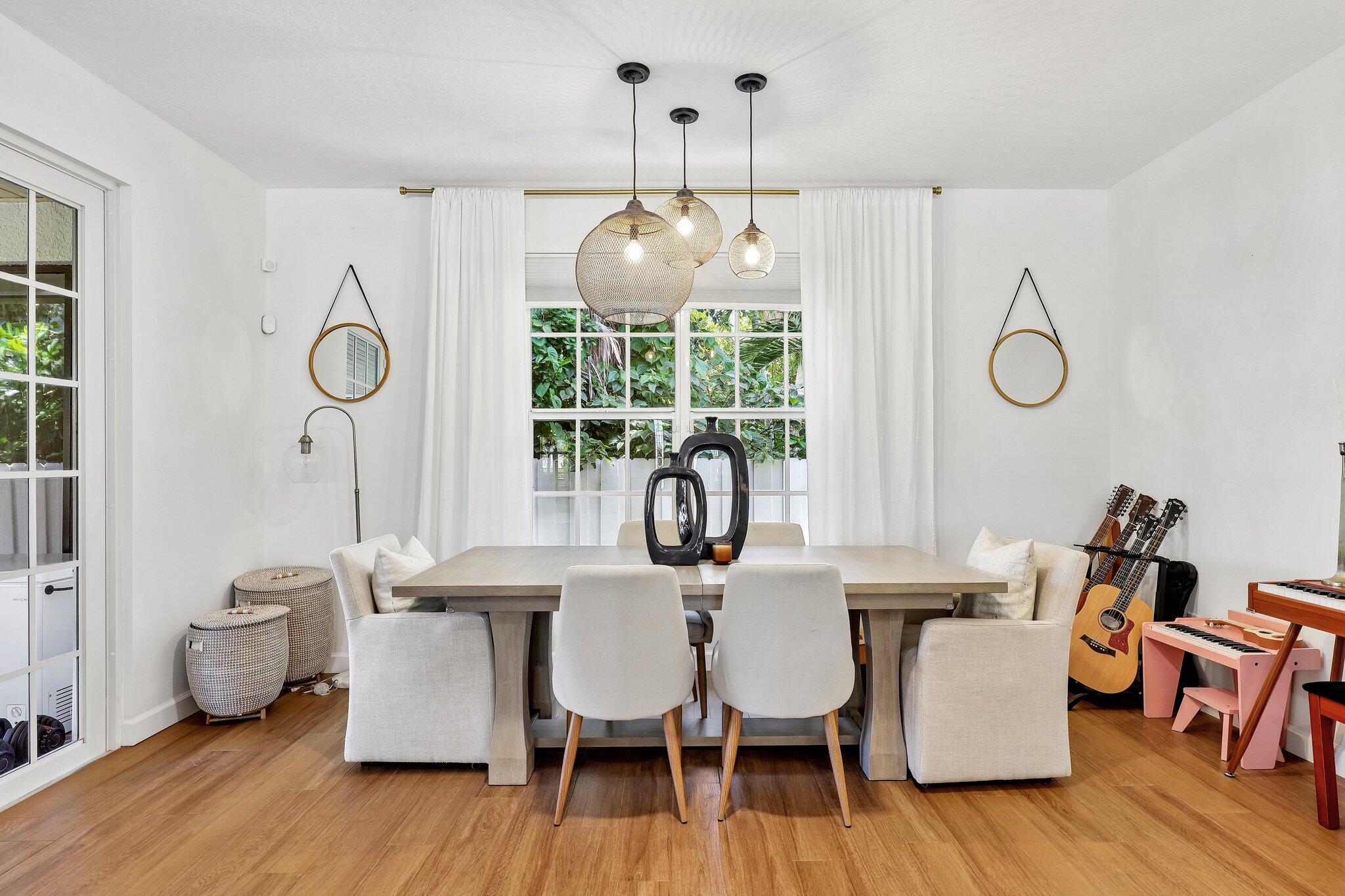 NORTH LAKE WORTH - Residential