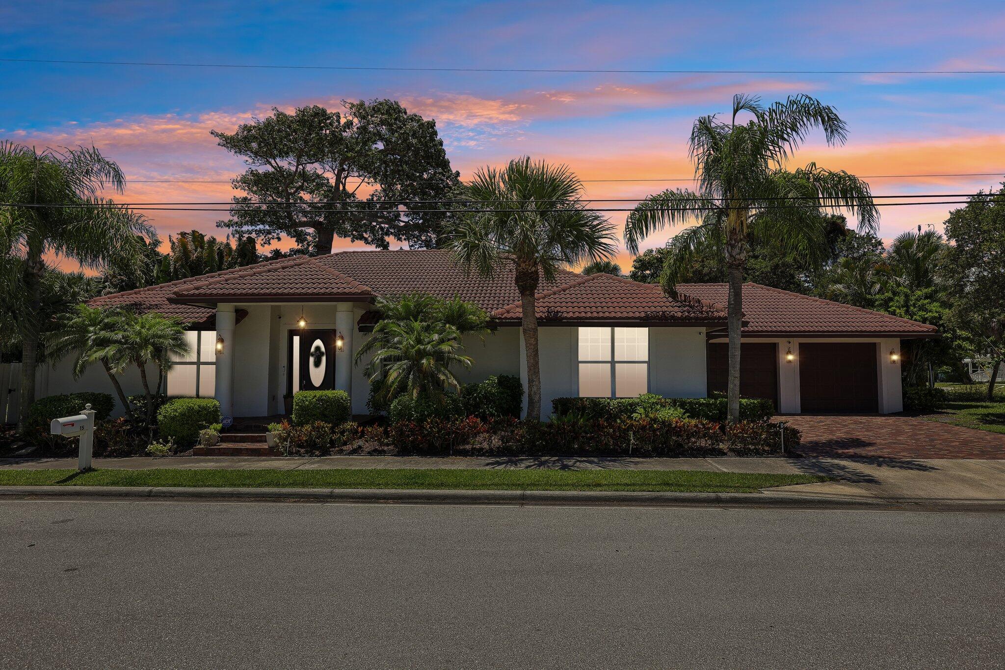 NORTH LAKE WORTH - Residential