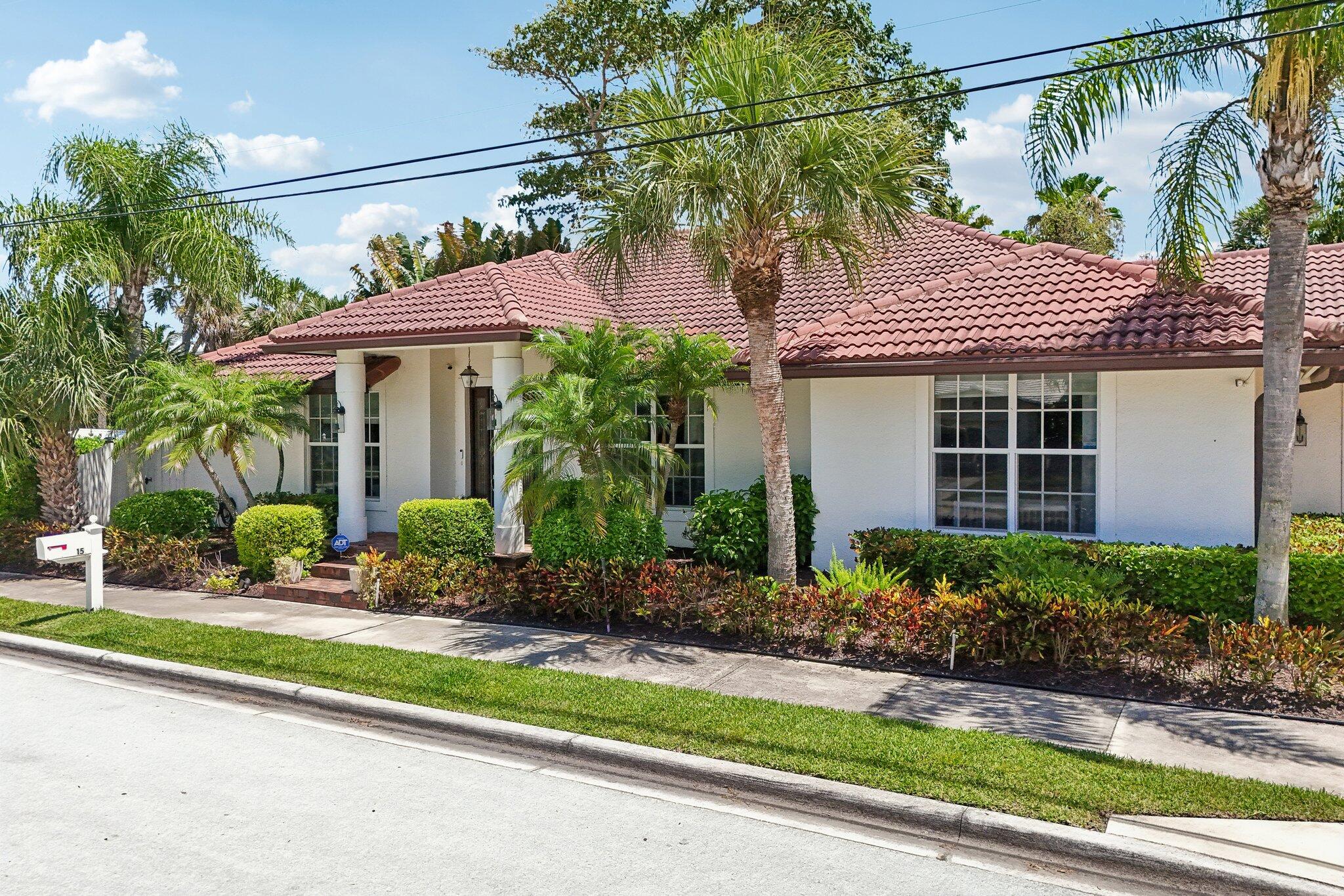 NORTH LAKE WORTH - Residential