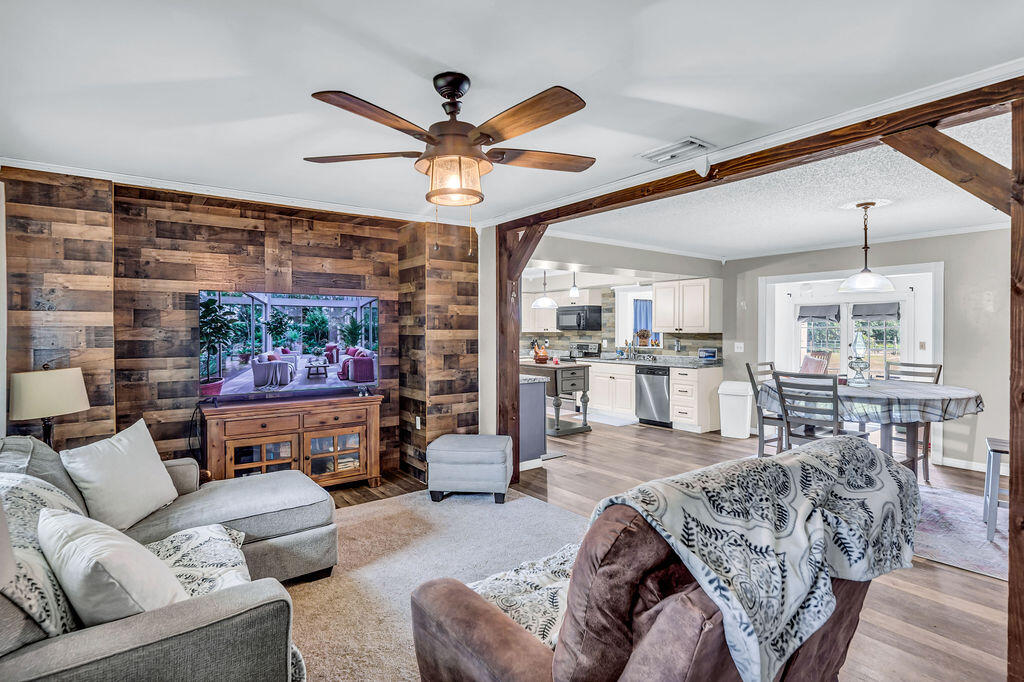 METES AND BOUNDS - Residential