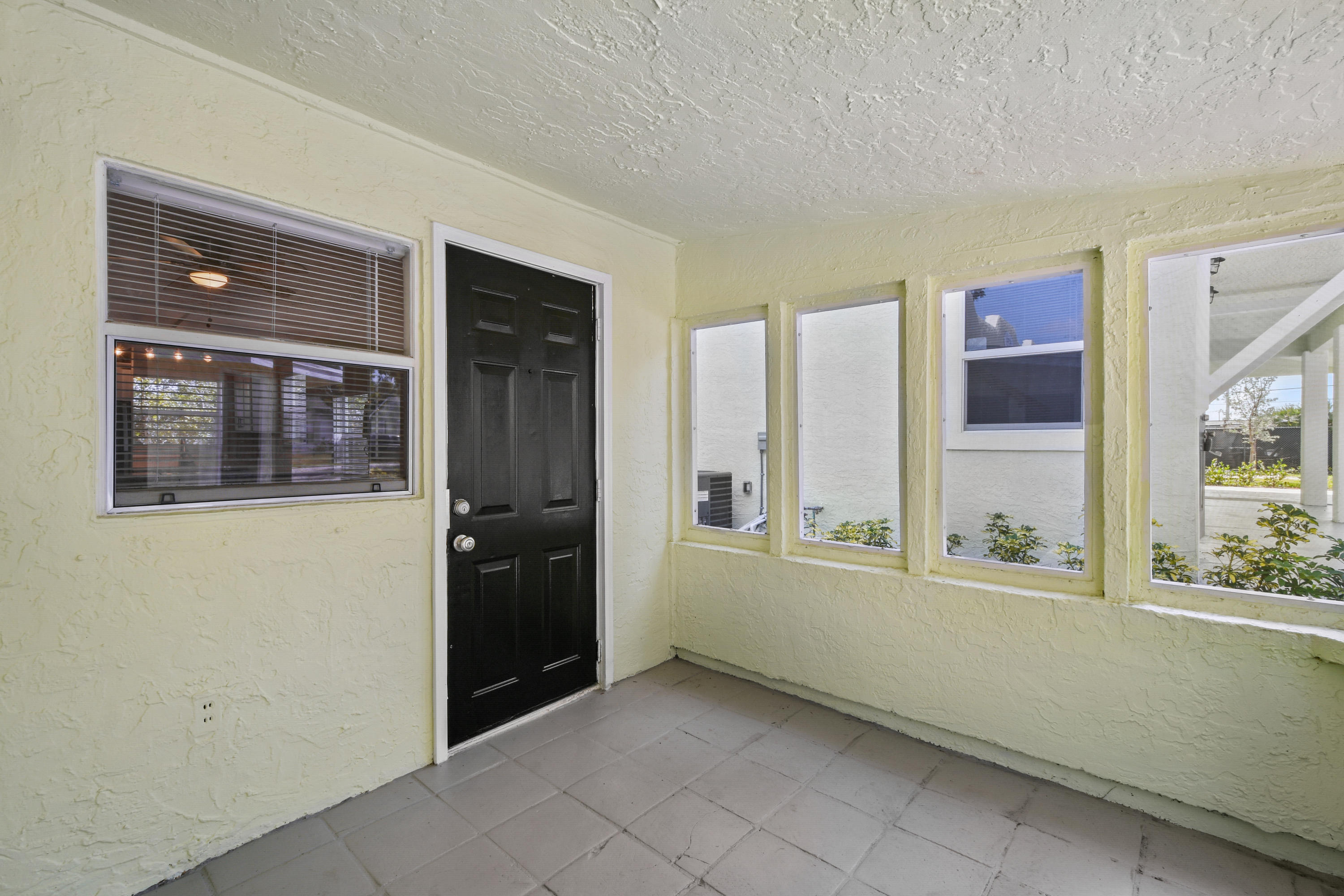 SOUTHBORO PARK - Residential Lease