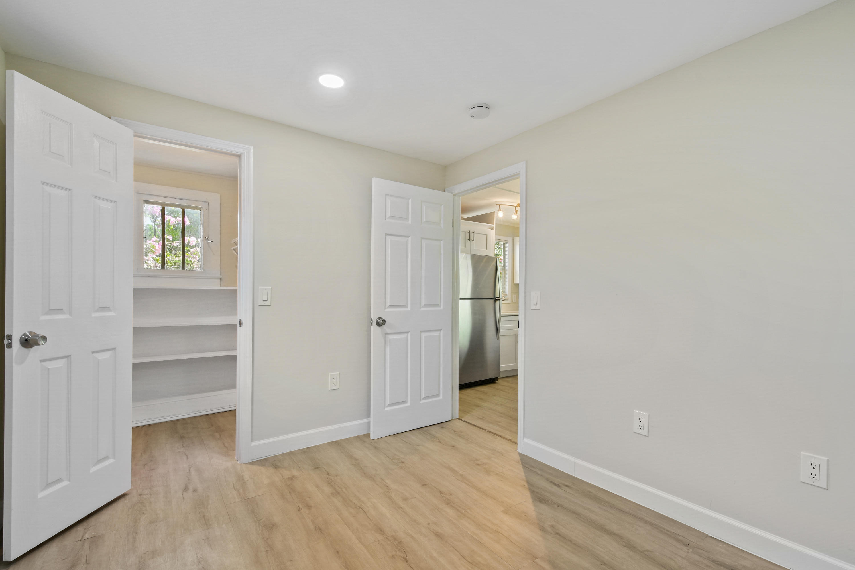 SOUTHBORO PARK - Residential Lease