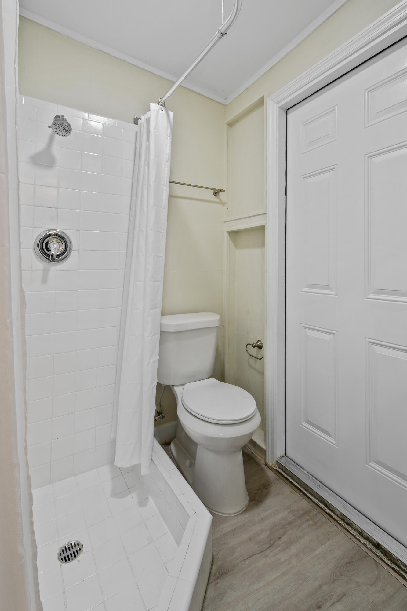 SOUTHBORO PARK - Residential Lease