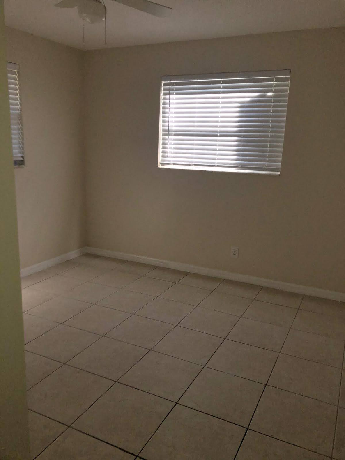 TAMARAC LAKES SECOND SEC - Residential Lease