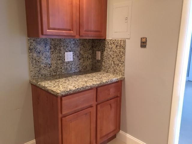 MANORS OF INVERRARY I-2 - Residential Lease
