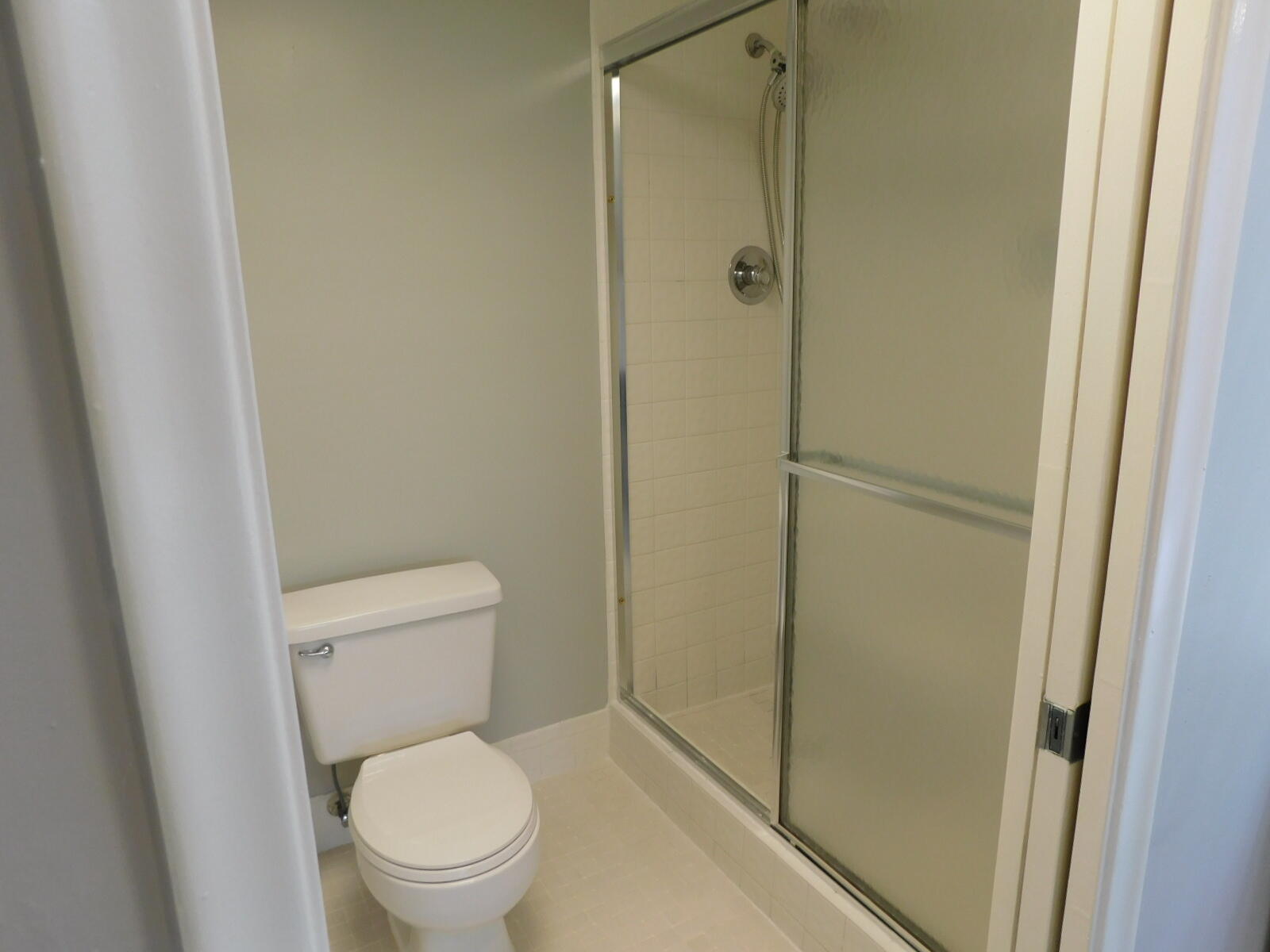 BUCKINGHAM AT CENTURY VILLAGE - Residential Lease