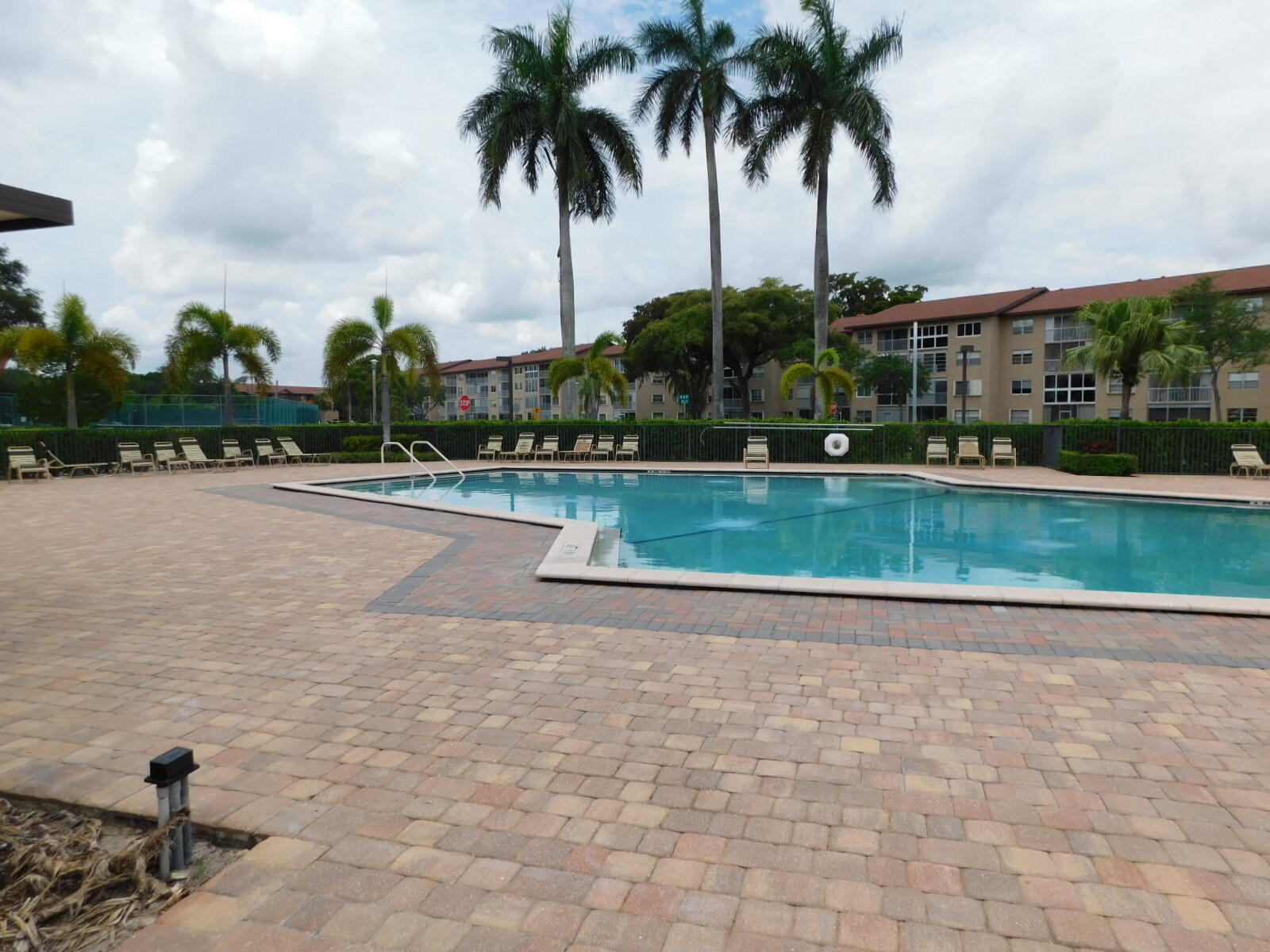BUCKINGHAM AT CENTURY VILLAGE - Residential Lease